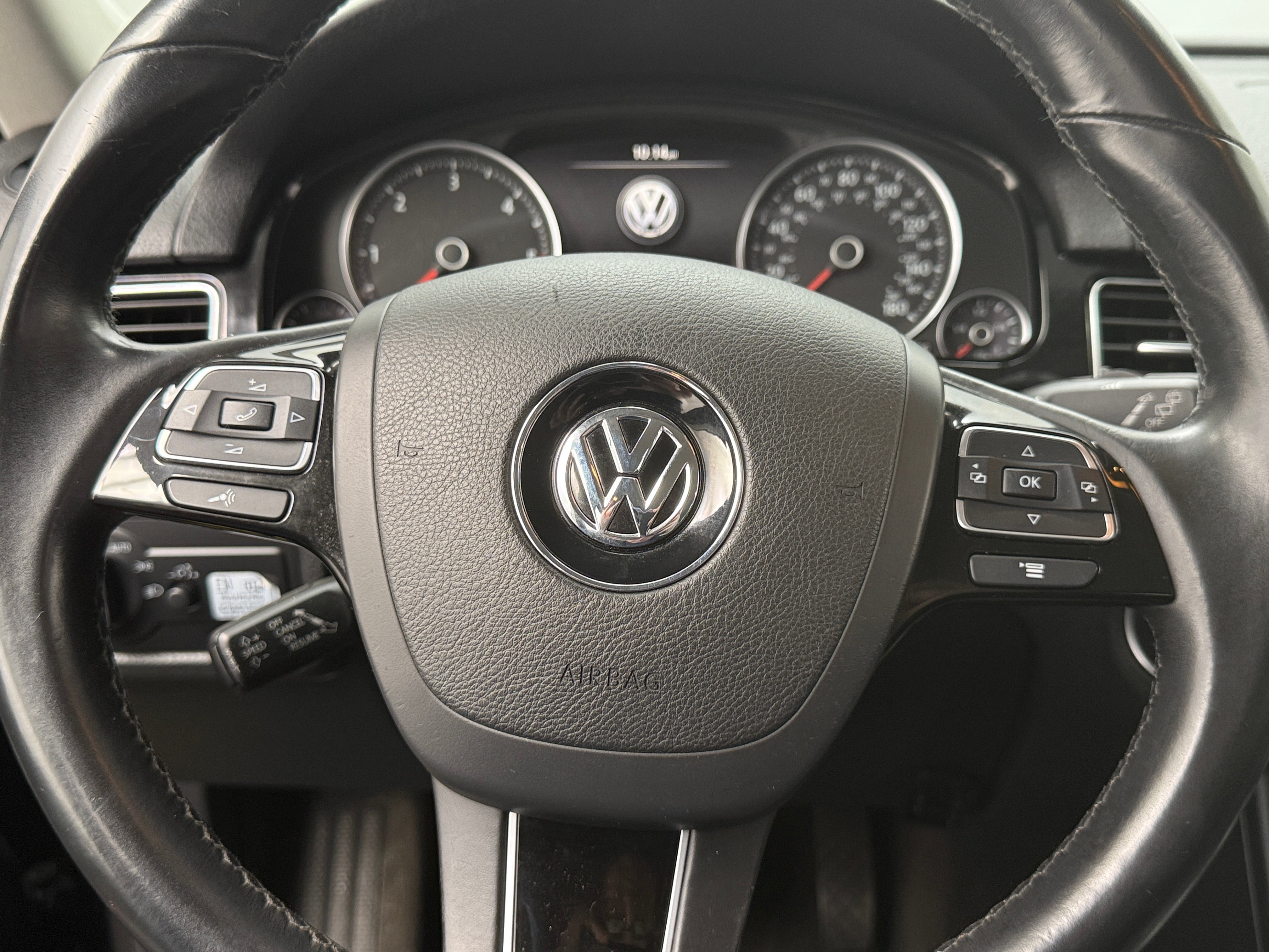2014 Volkswagen Touareg TDI Sport 4