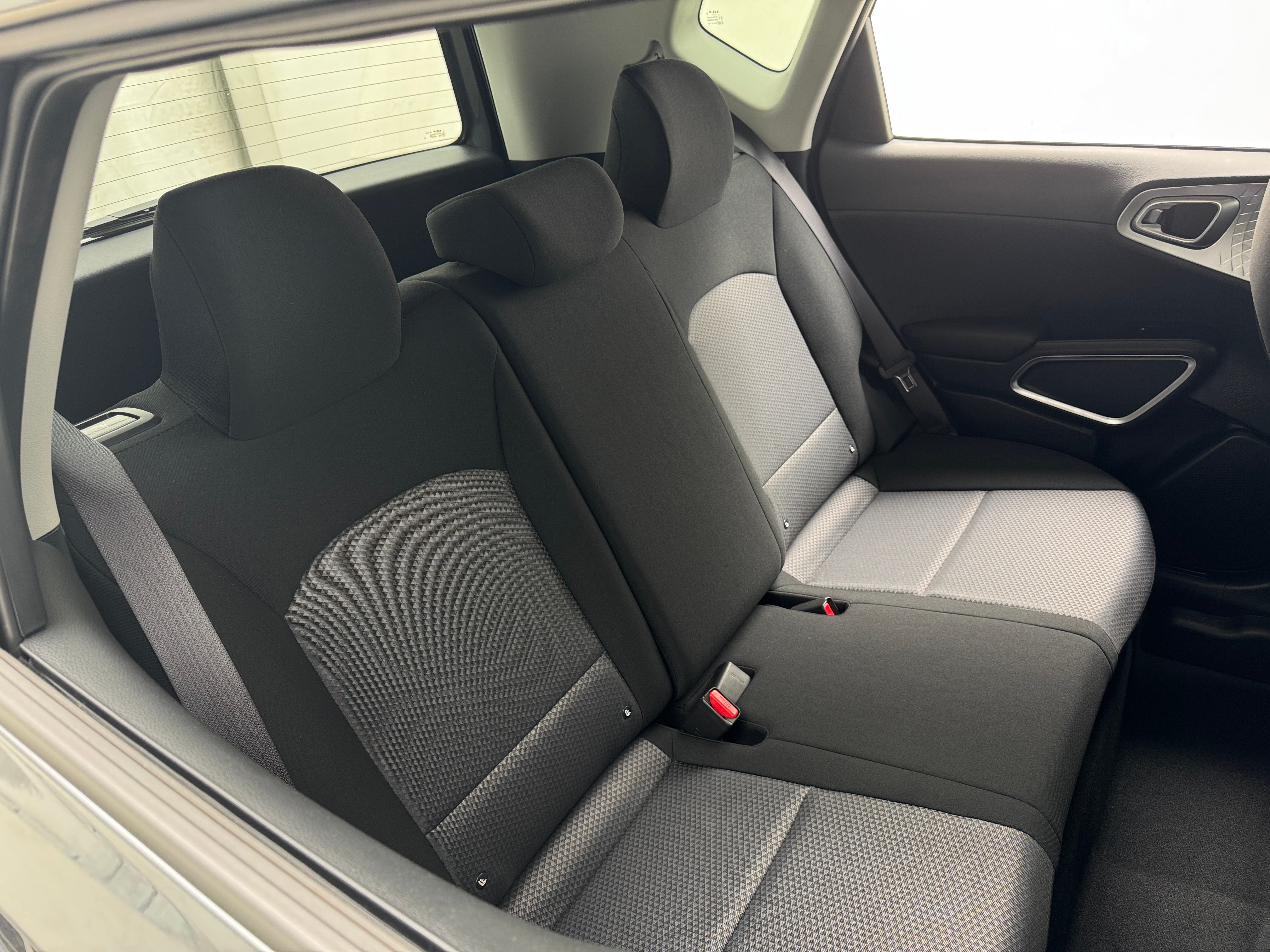 2023 Kia Soul LX 6