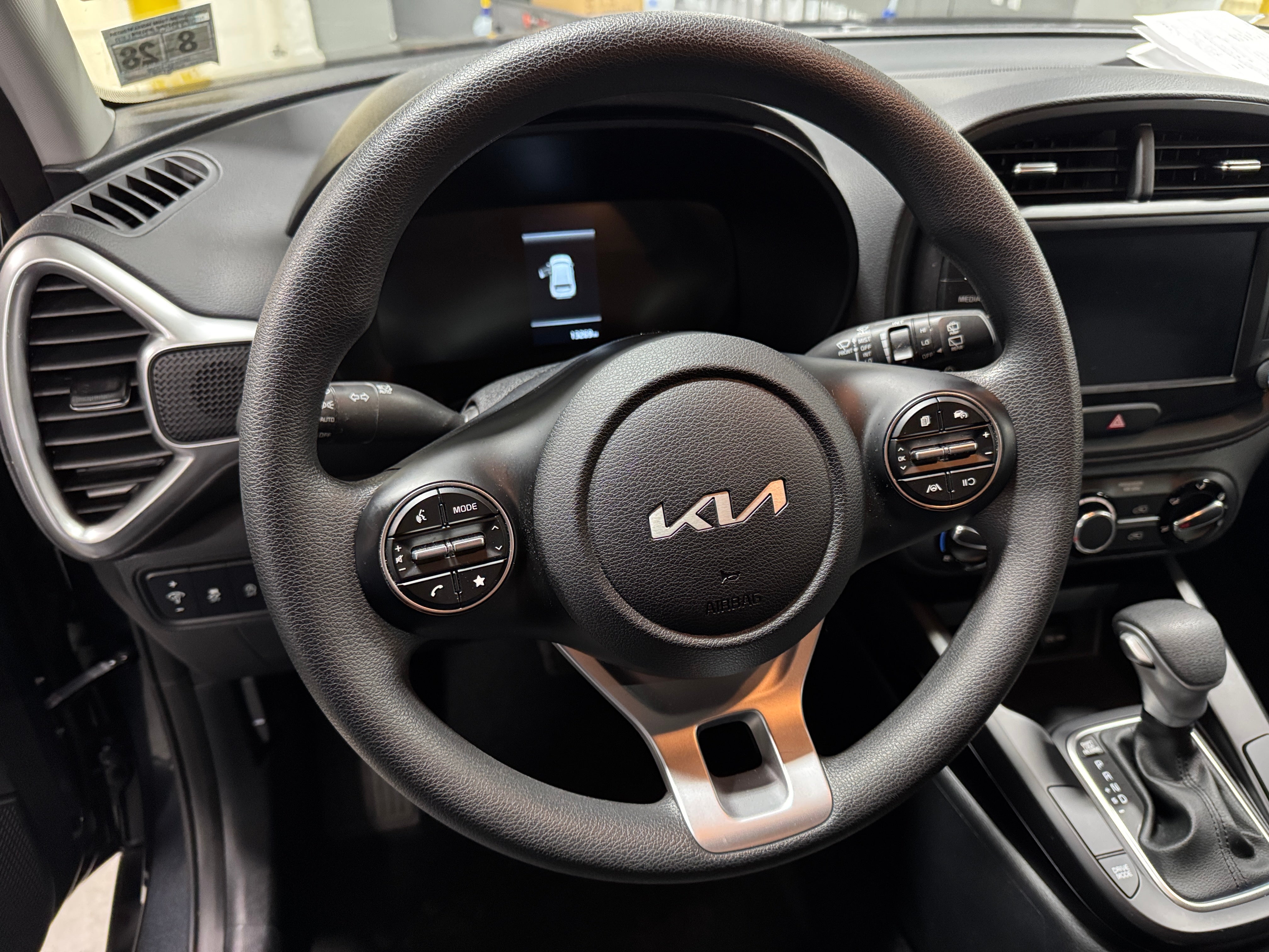2023 Kia Soul LX 5