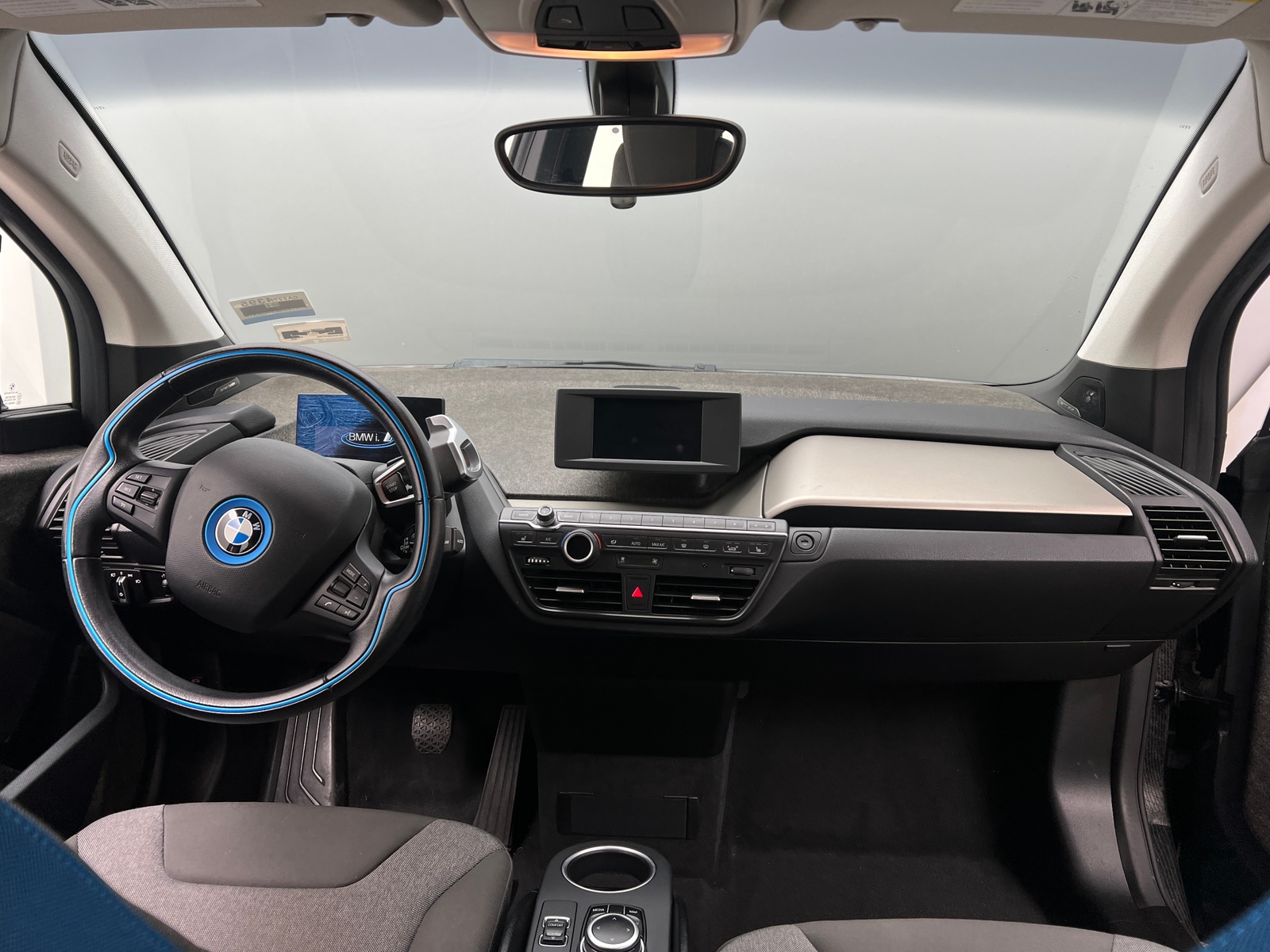 Thumbnail: 2019 BMW i3 - 3