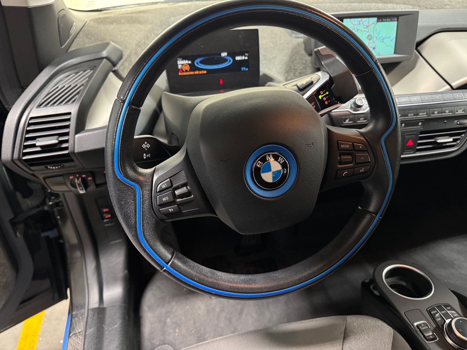Thumbnail: 2019 BMW i3 - 5