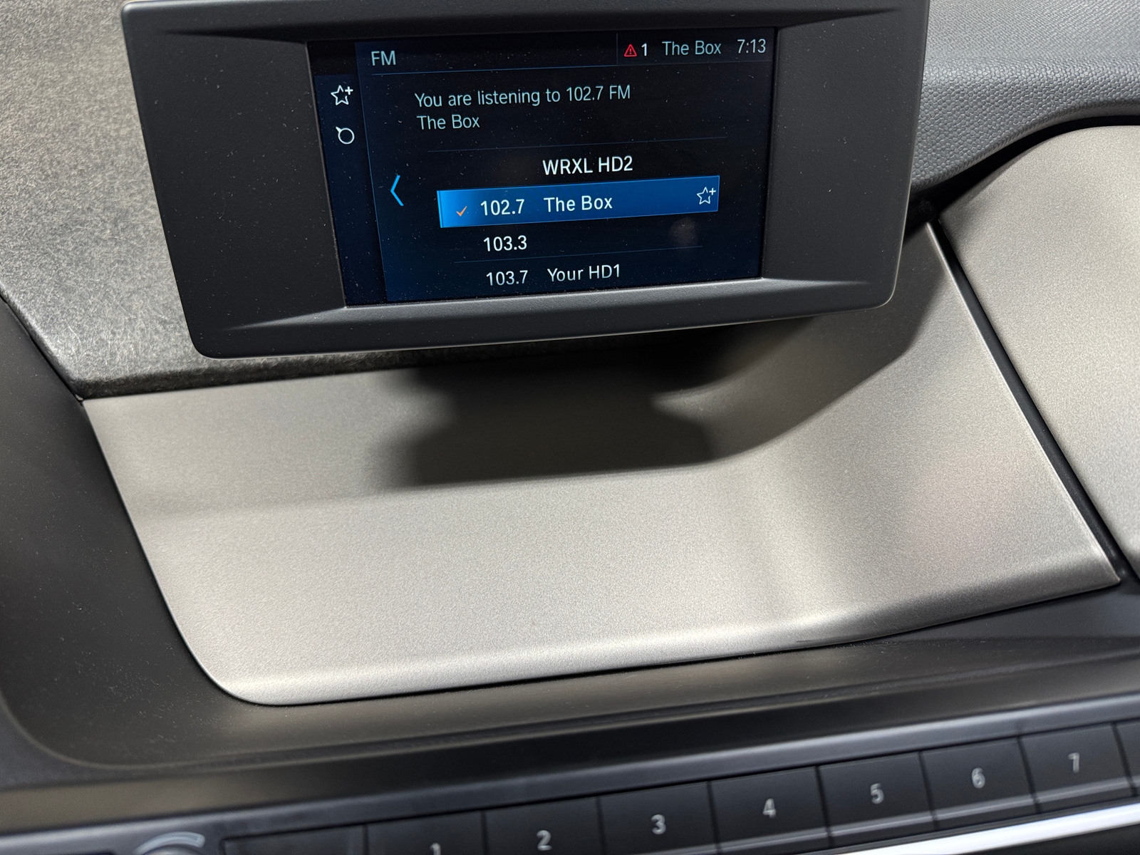 Thumbnail: 2019 BMW i3 - 4
