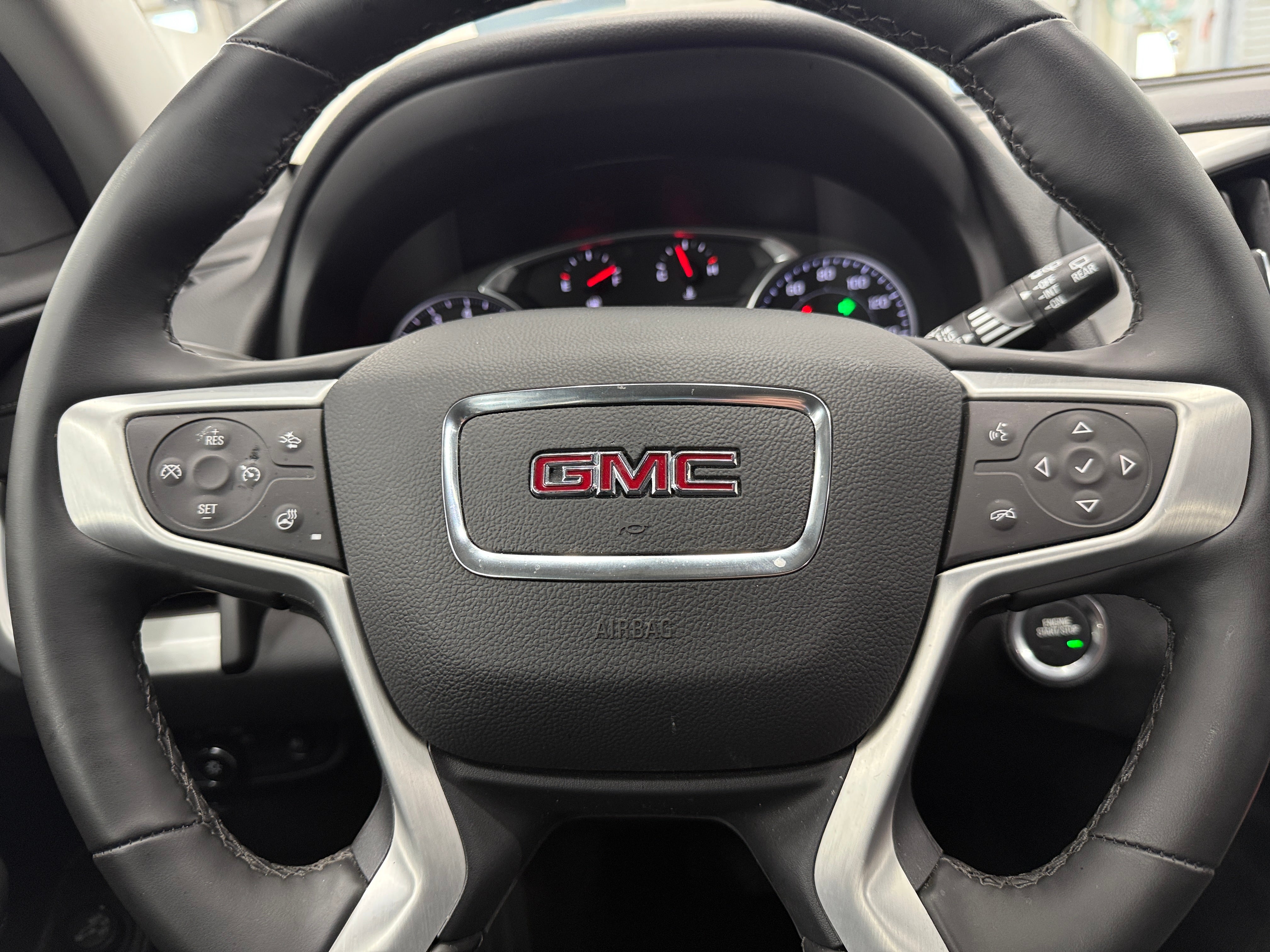 2024 GMC Terrain SLT 4
