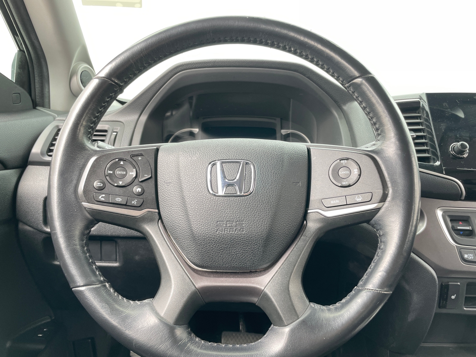 Thumbnail: 2019 Honda Pilot - 4
