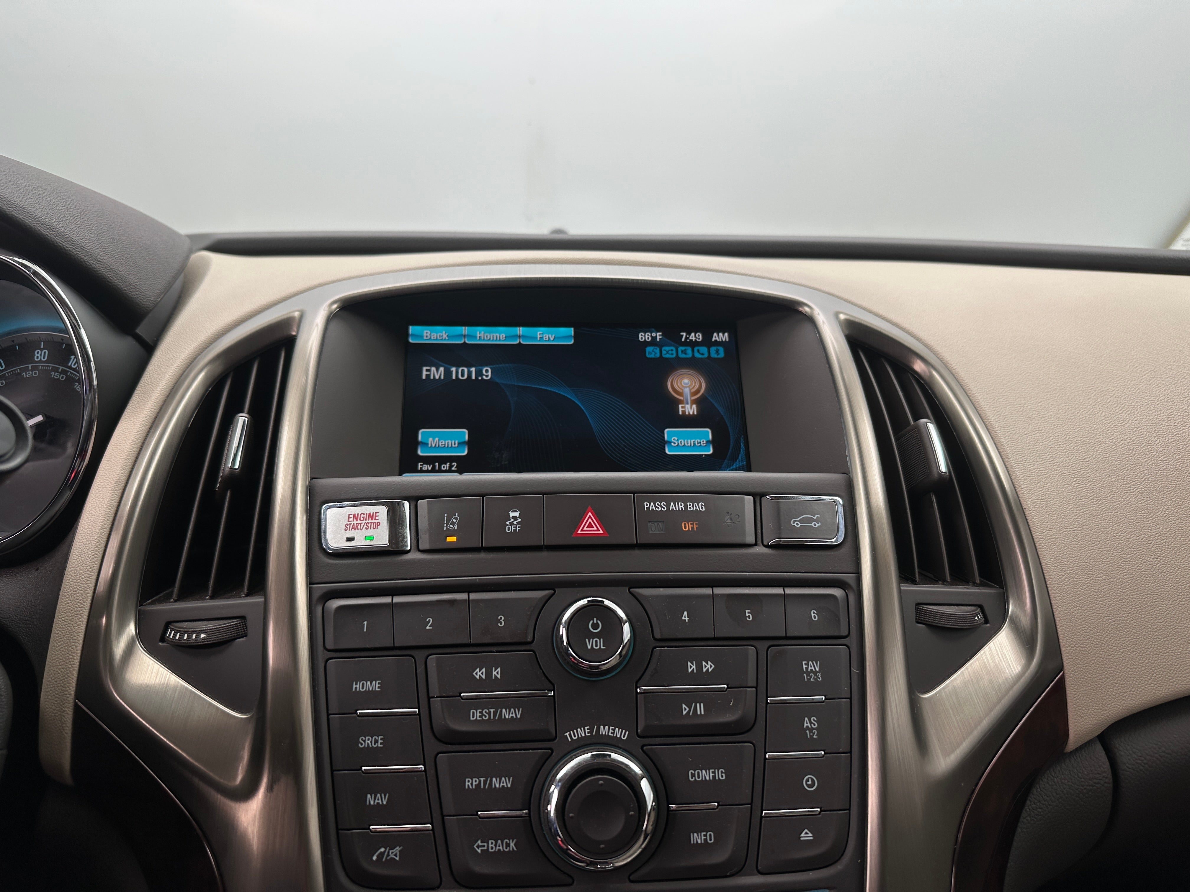 2015 Buick Verano Leather Group 3