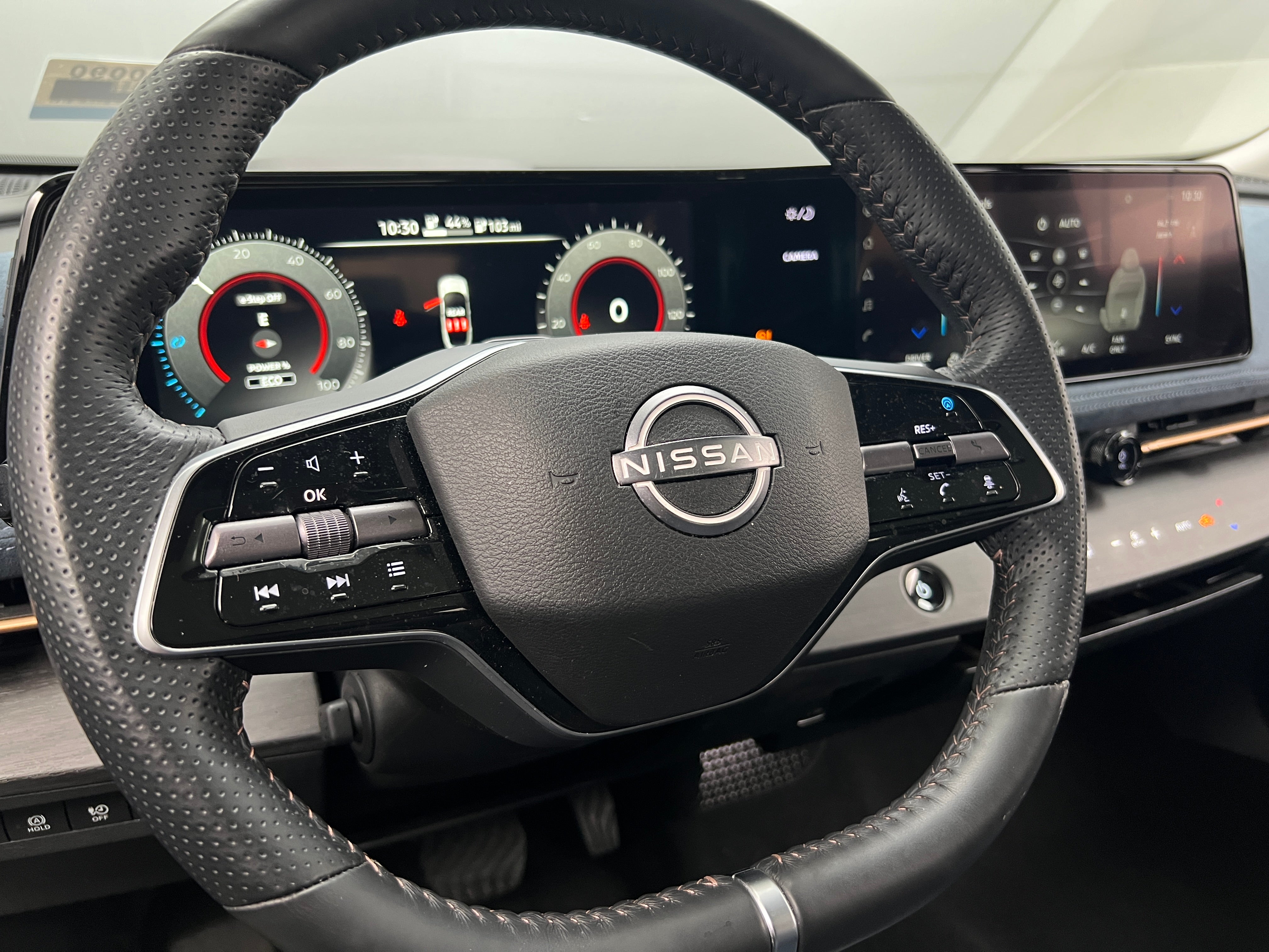 2023 Nissan Ariya Platinum+ 4