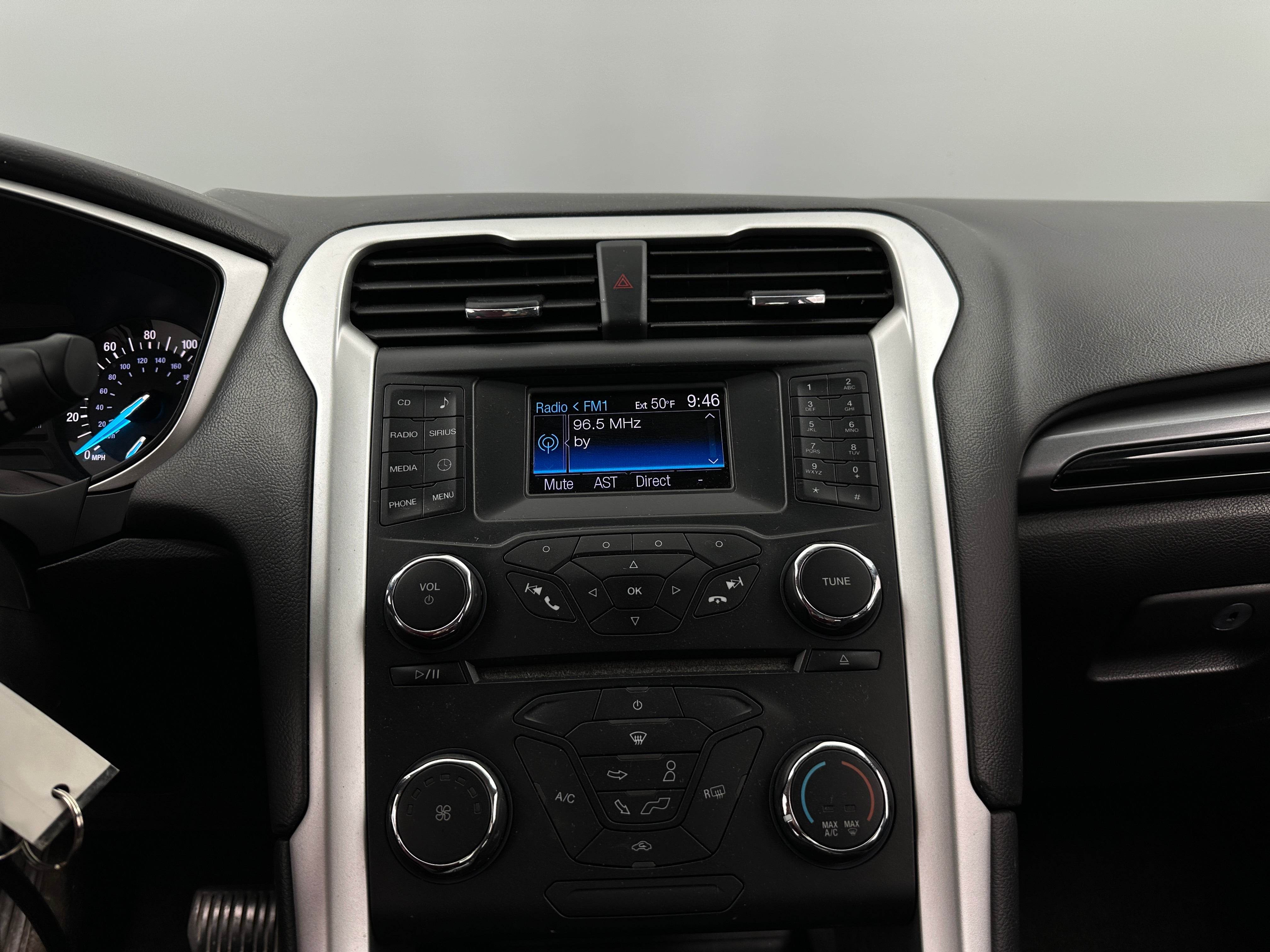 2013 Ford Fusion SE 4