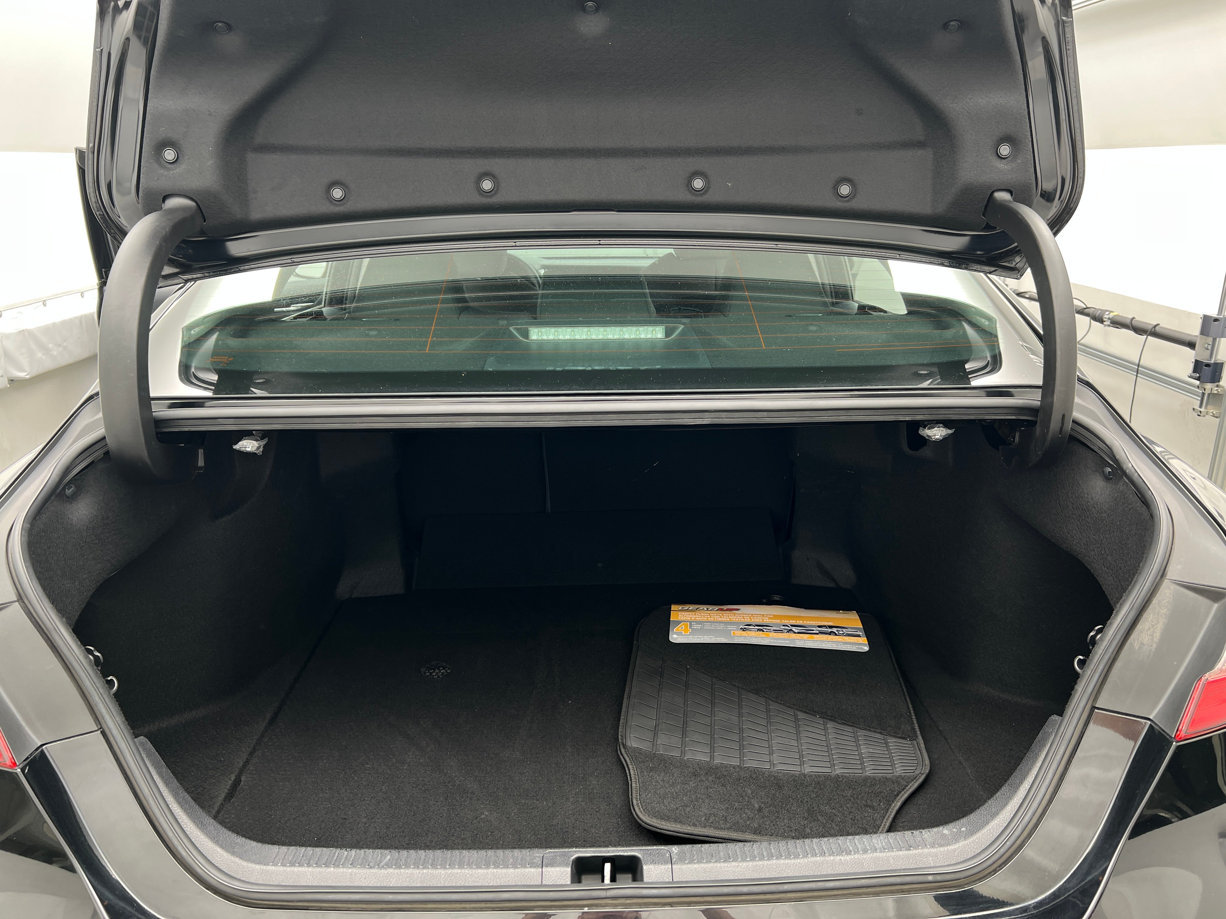 2019 Toyota Camry LE 7