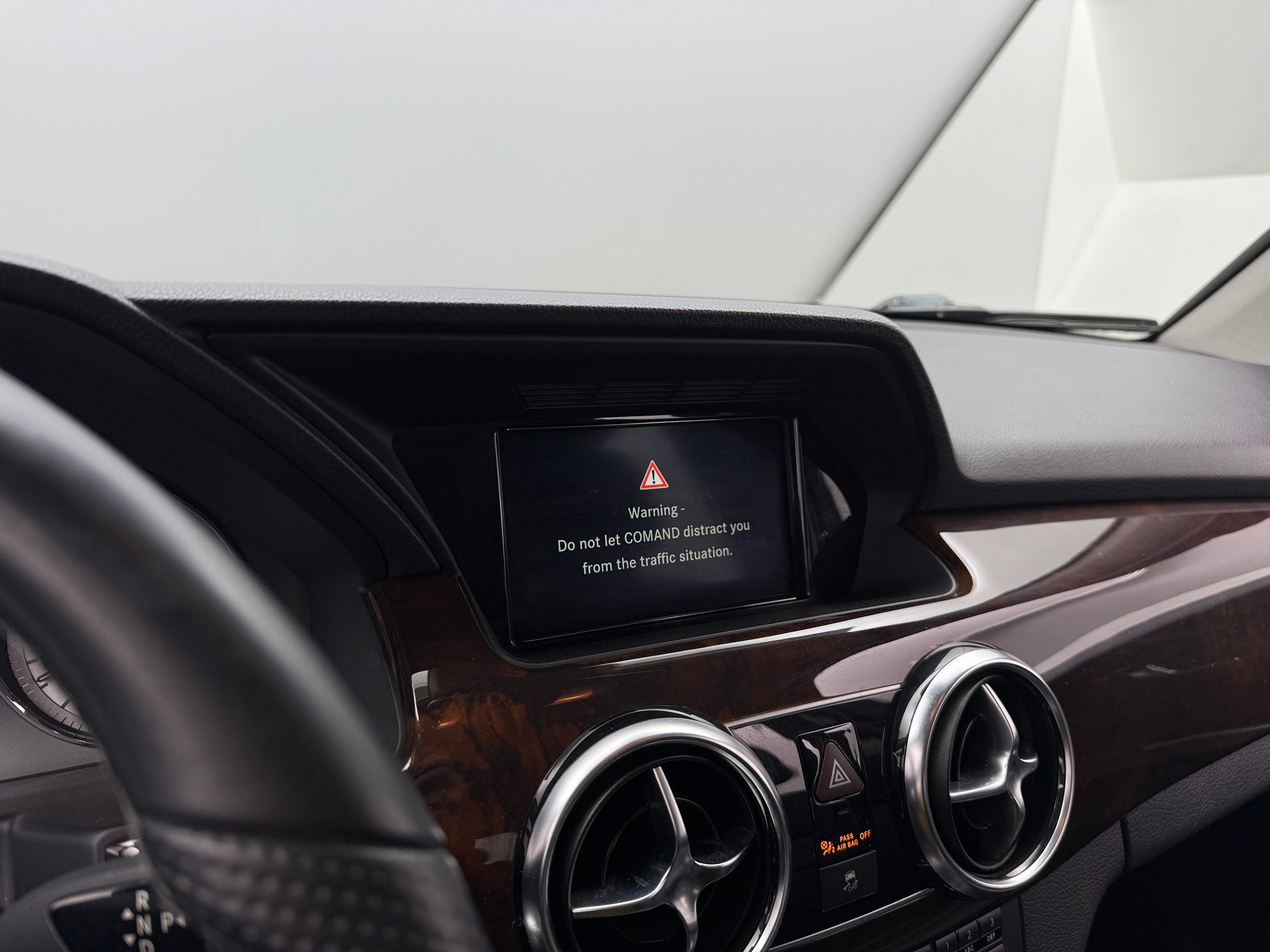 2015 Mercedes-Benz GLK 350 4MATIC 3