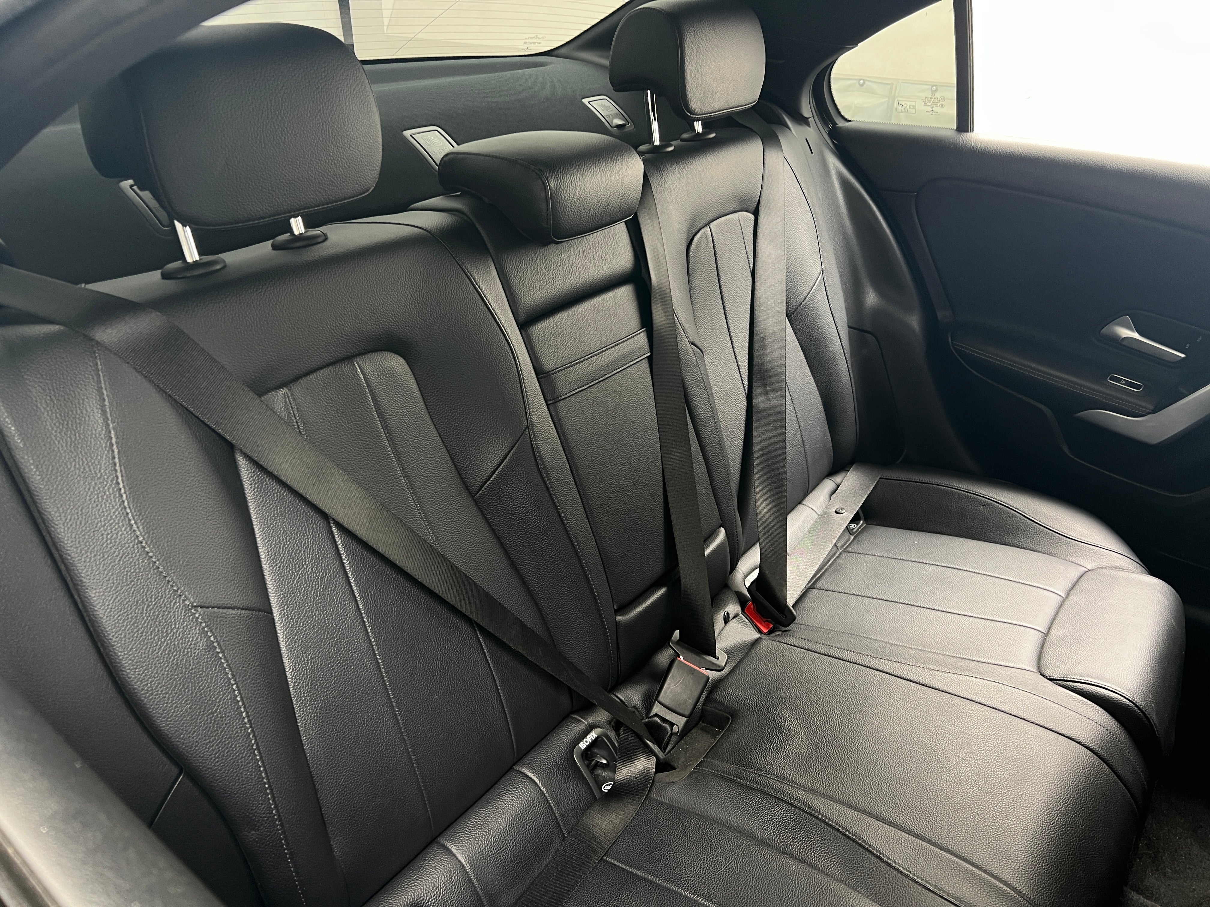2020 Mercedes-Benz A-Class A 220 4MATIC 5