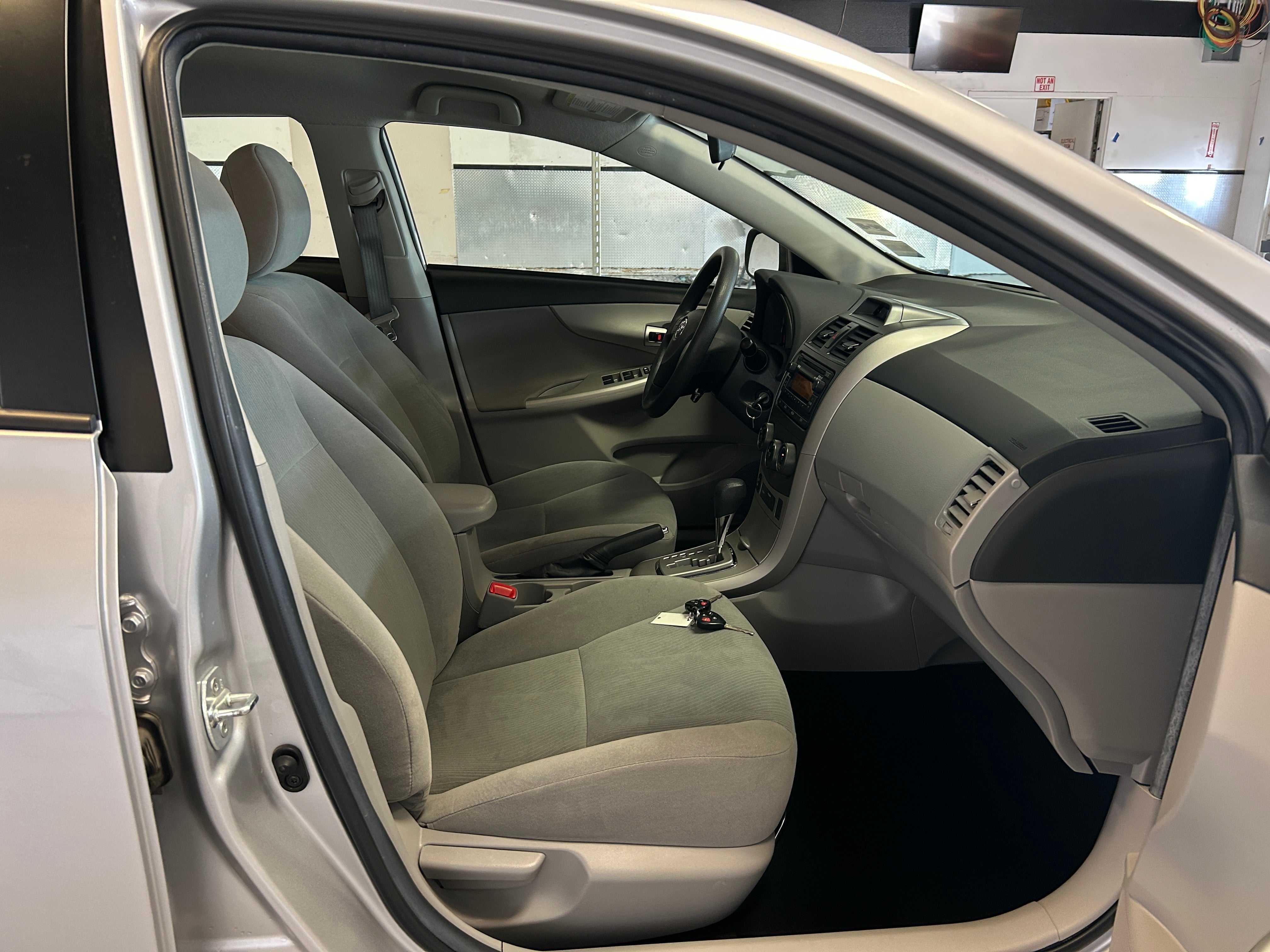 2012 Toyota Corolla LE 2