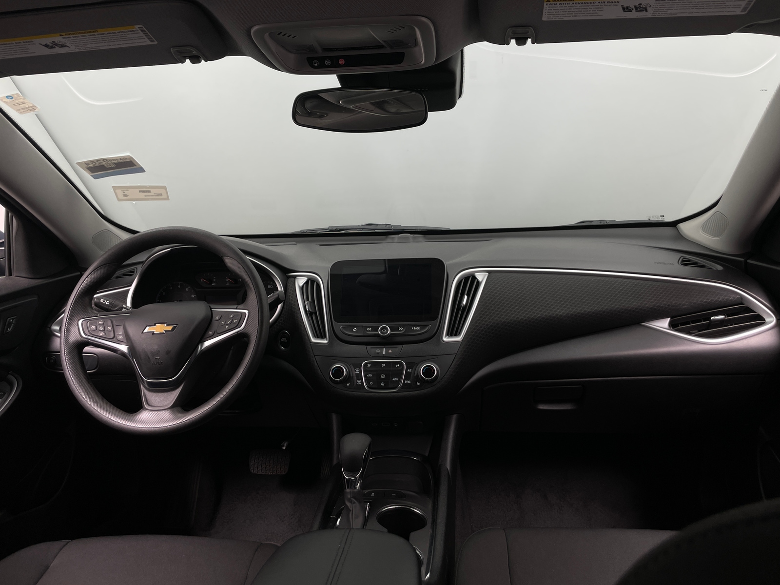 Thumbnail: 2024 Chevrolet Malibu - 3