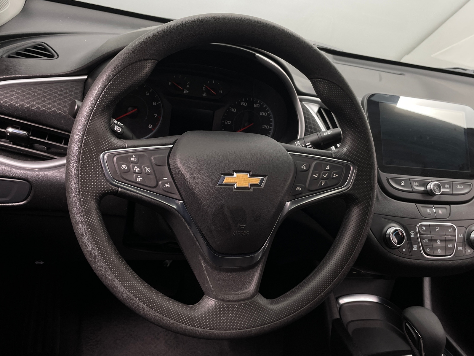 Thumbnail: 2024 Chevrolet Malibu - 5