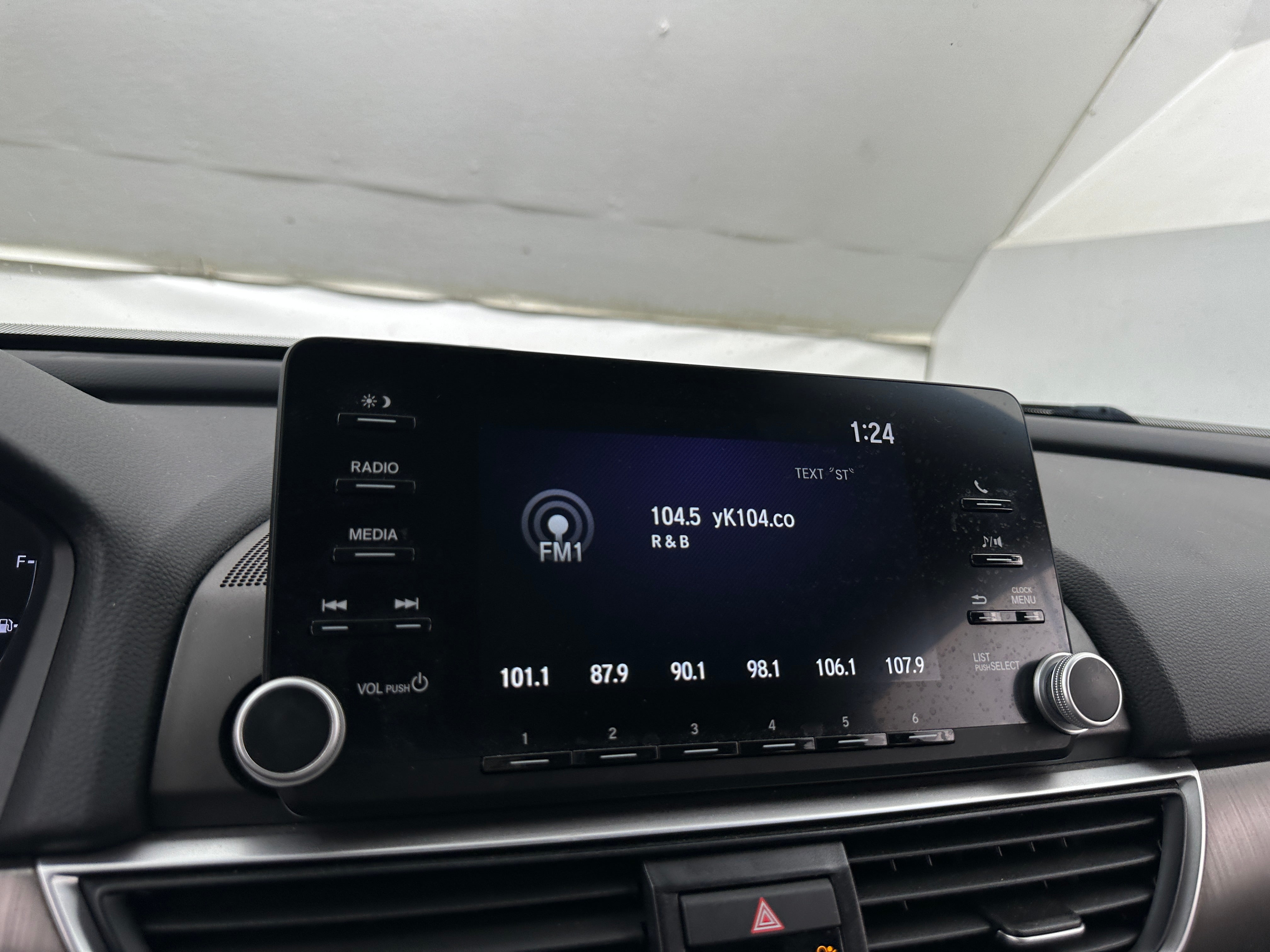 2020 Honda Accord LX 4
