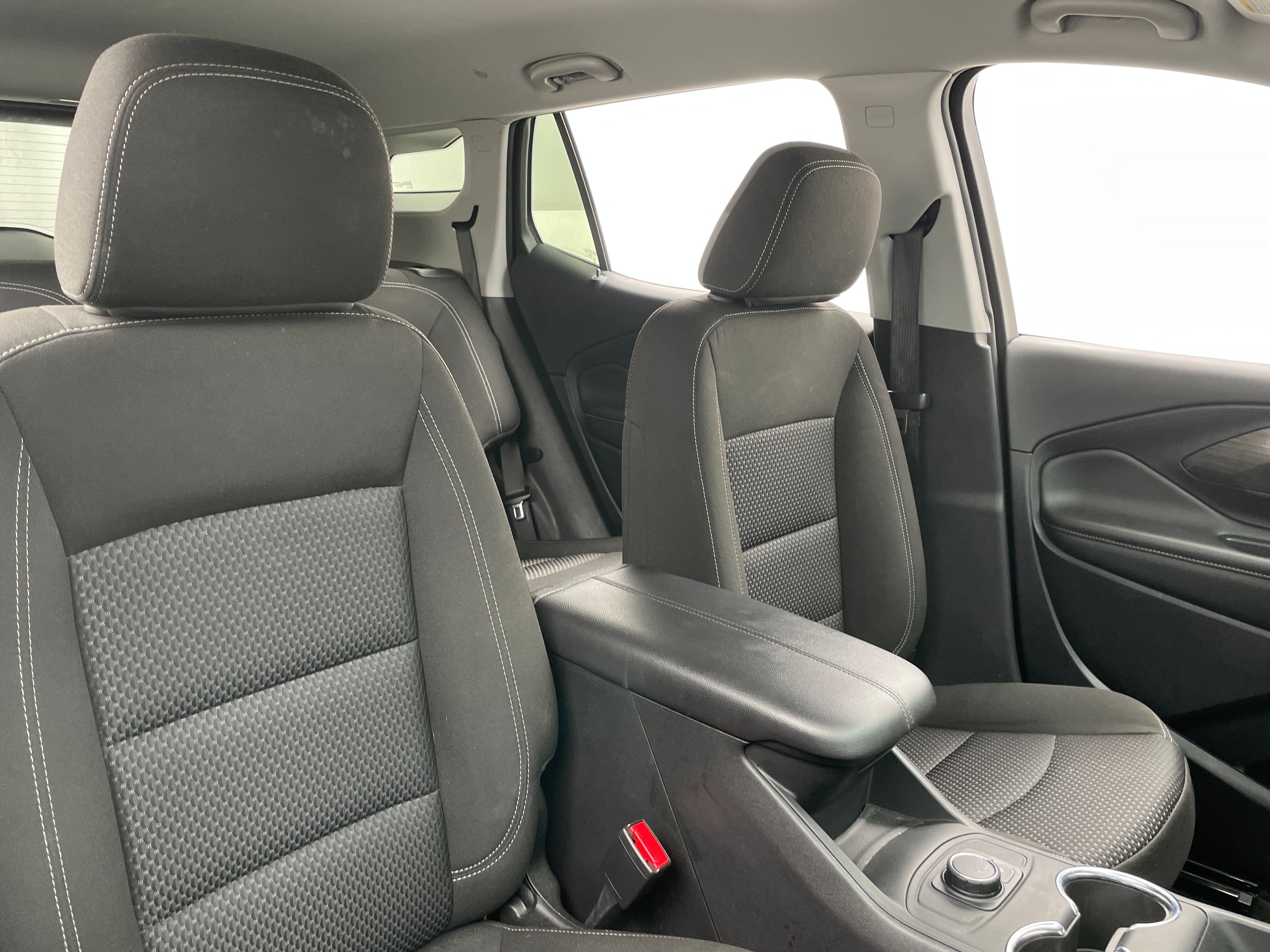 2024 GMC Terrain SLE 2