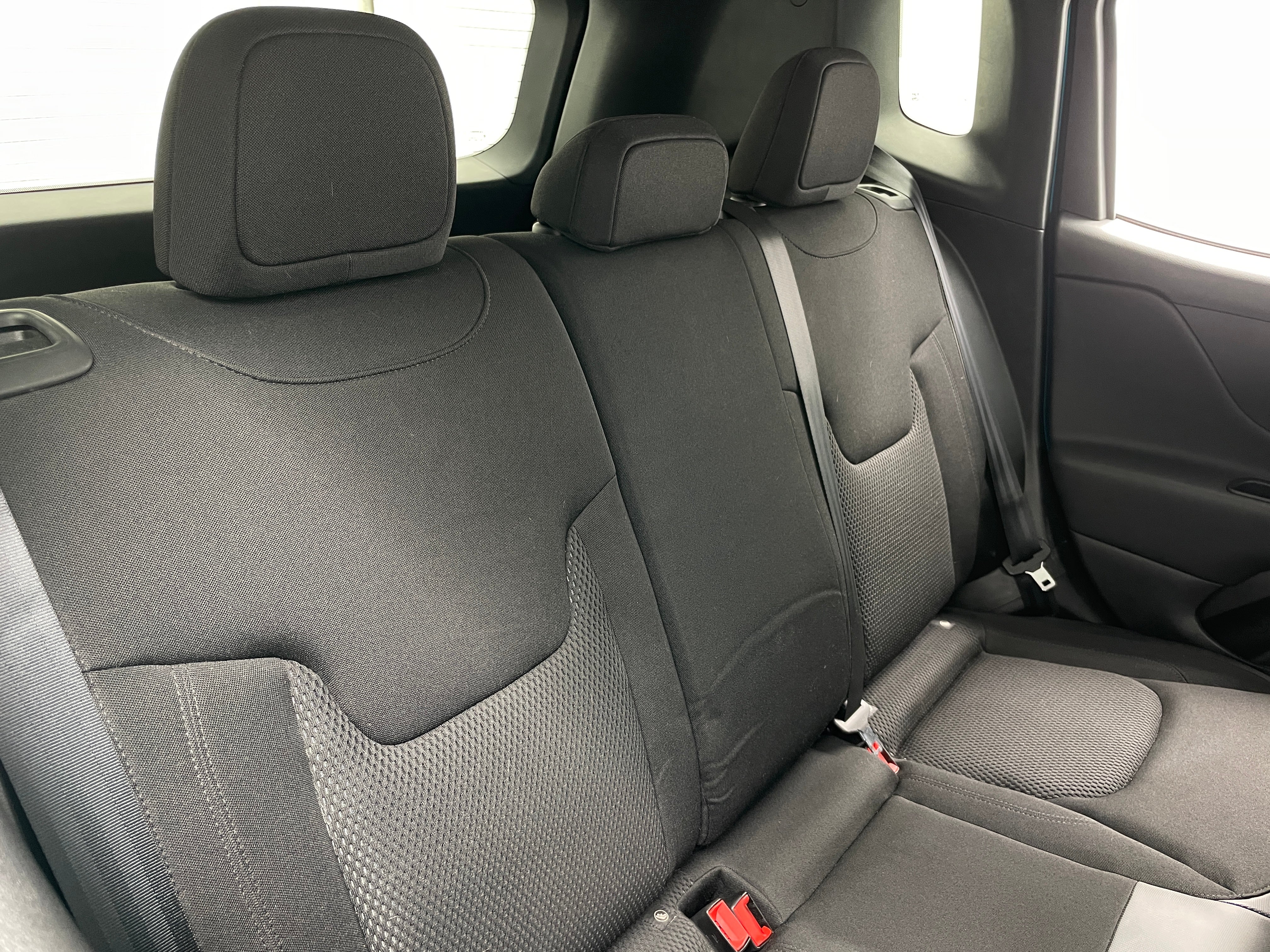 2020 Jeep Renegade Altitude 6