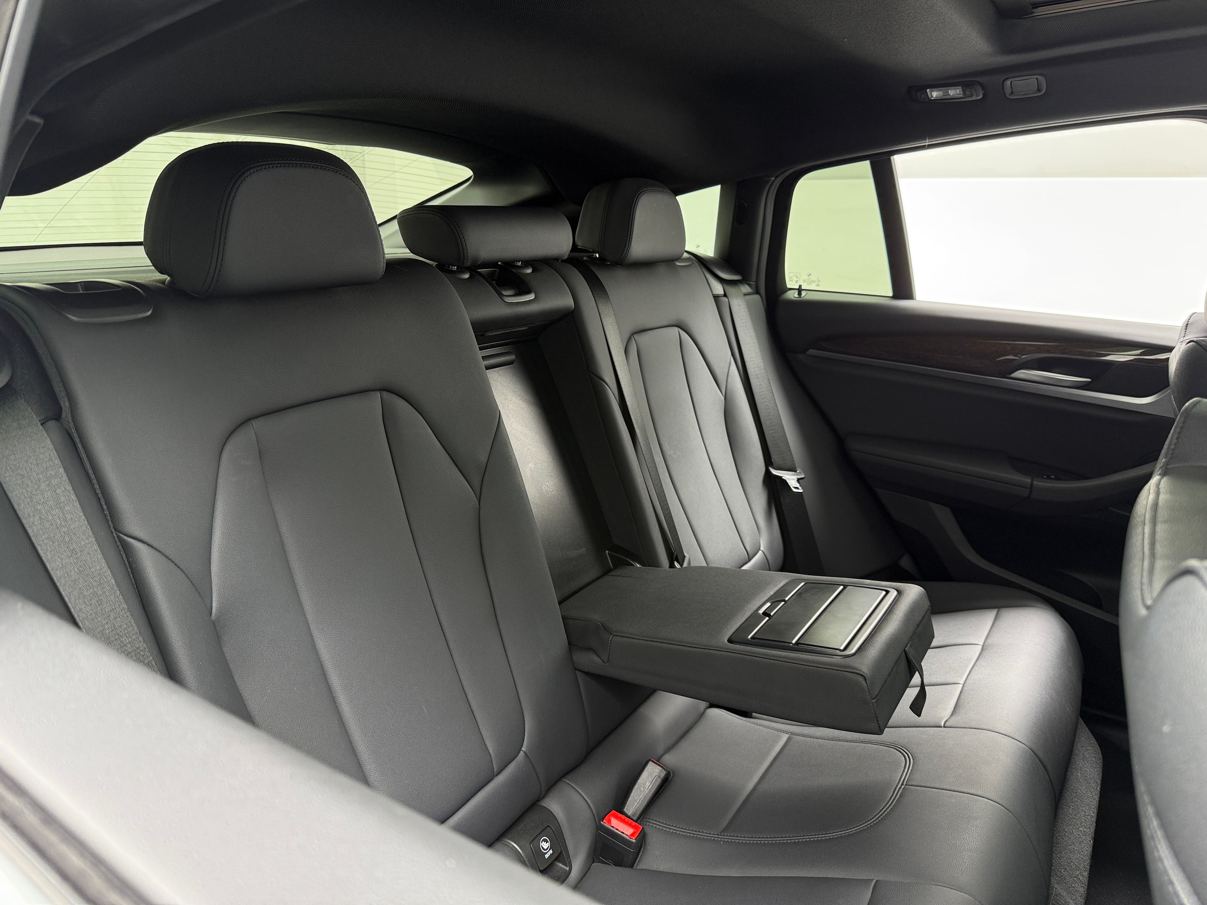 2019 BMW X4 xDrive30i 5