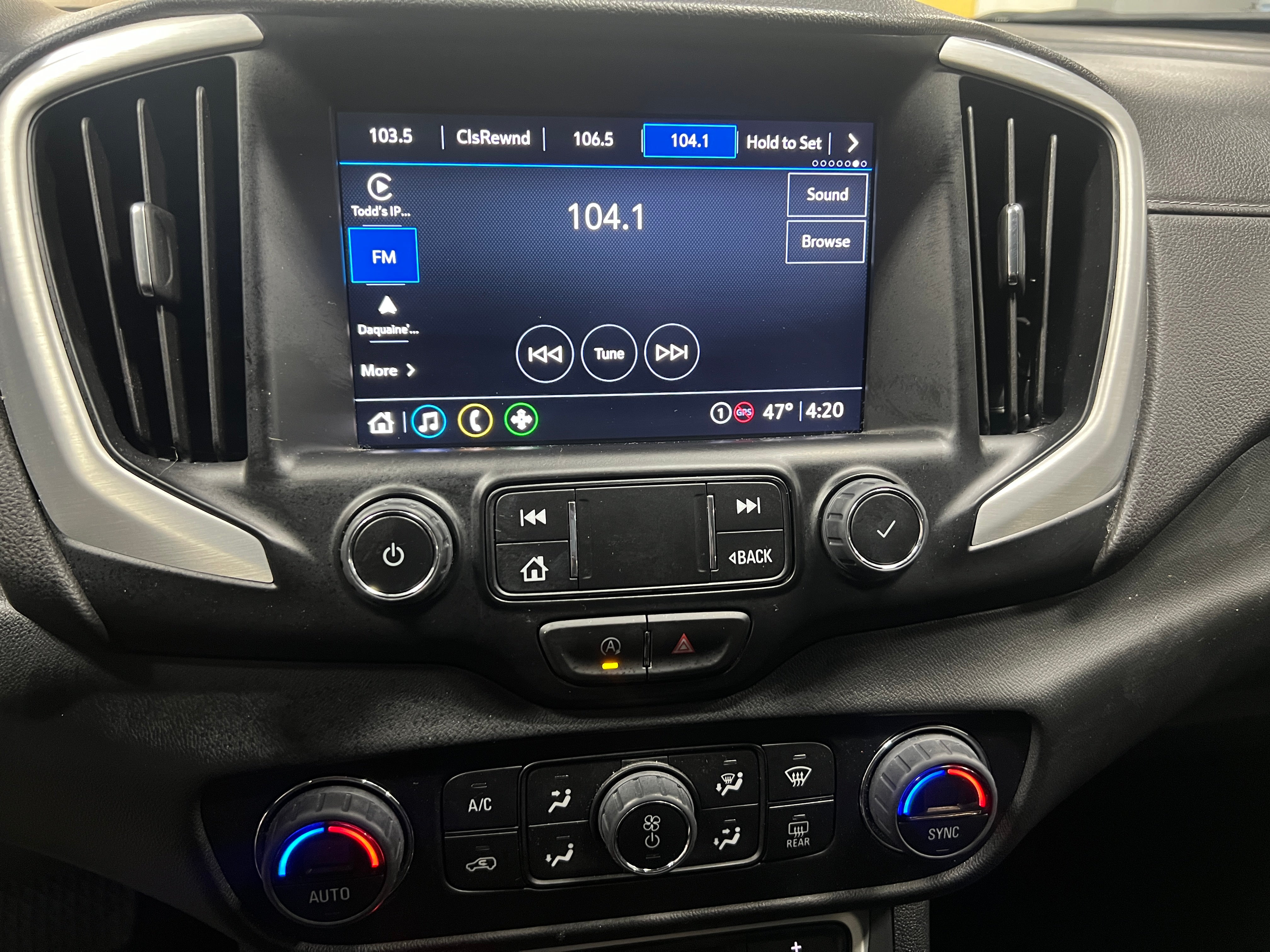 2023 GMC Terrain SLT 3