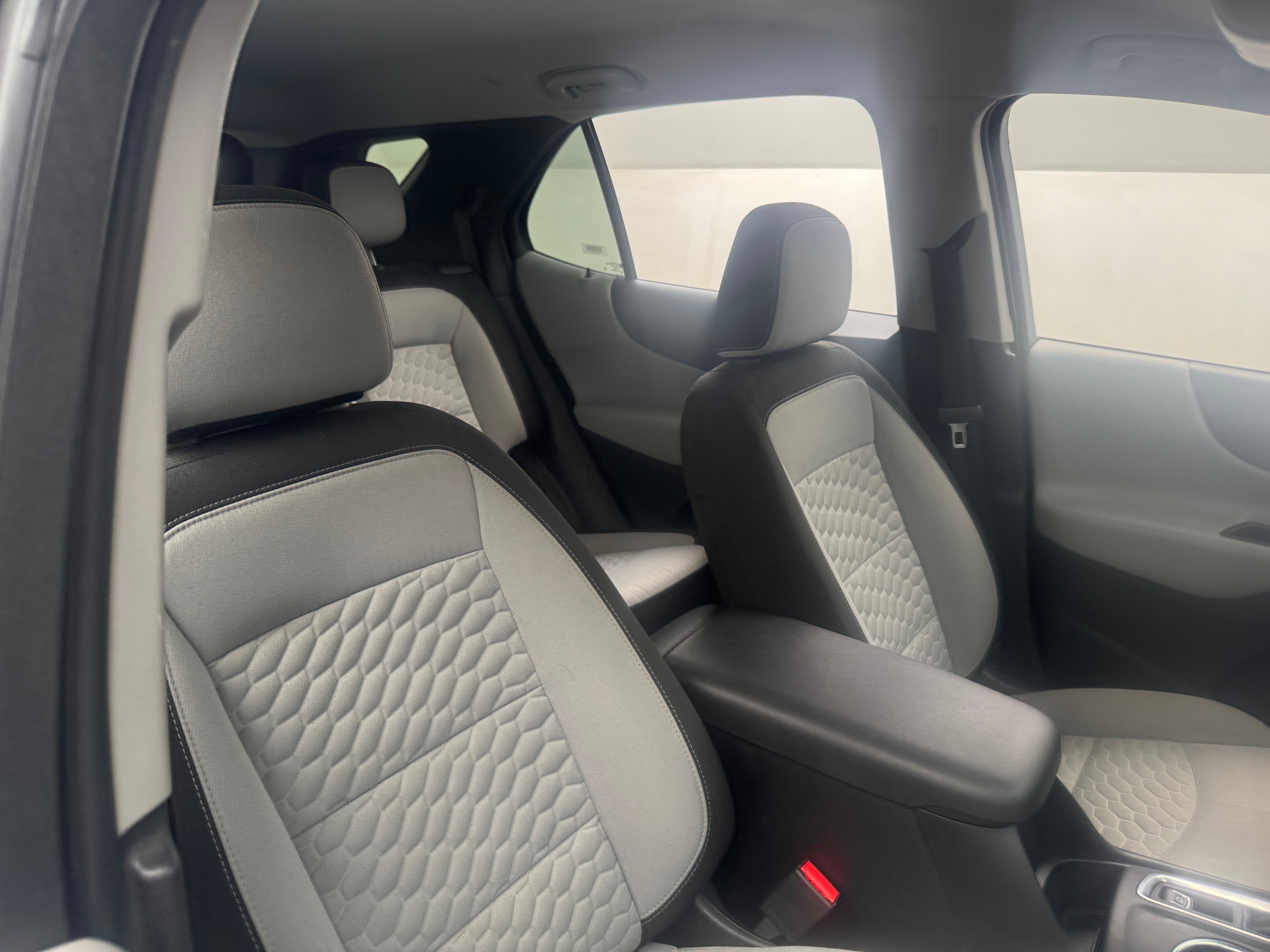 2020 Chevrolet Equinox LT 2