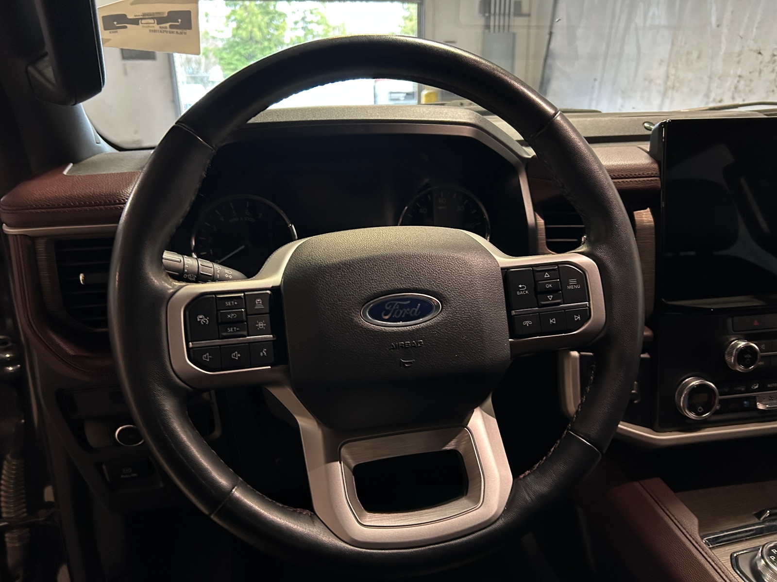 Thumbnail: 2023 Ford Expedition MAX - 4