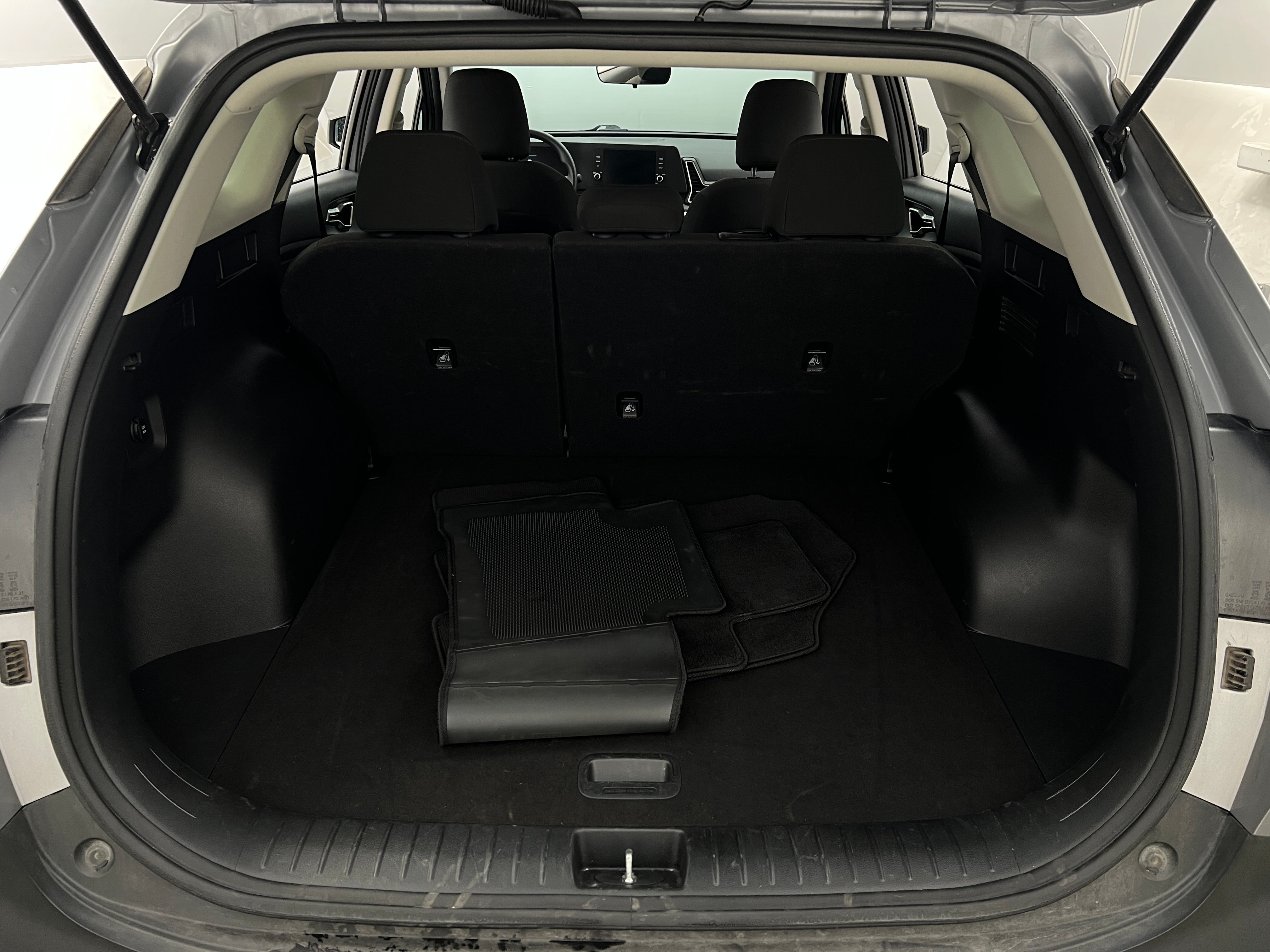 2024 Kia Sportage LX 7