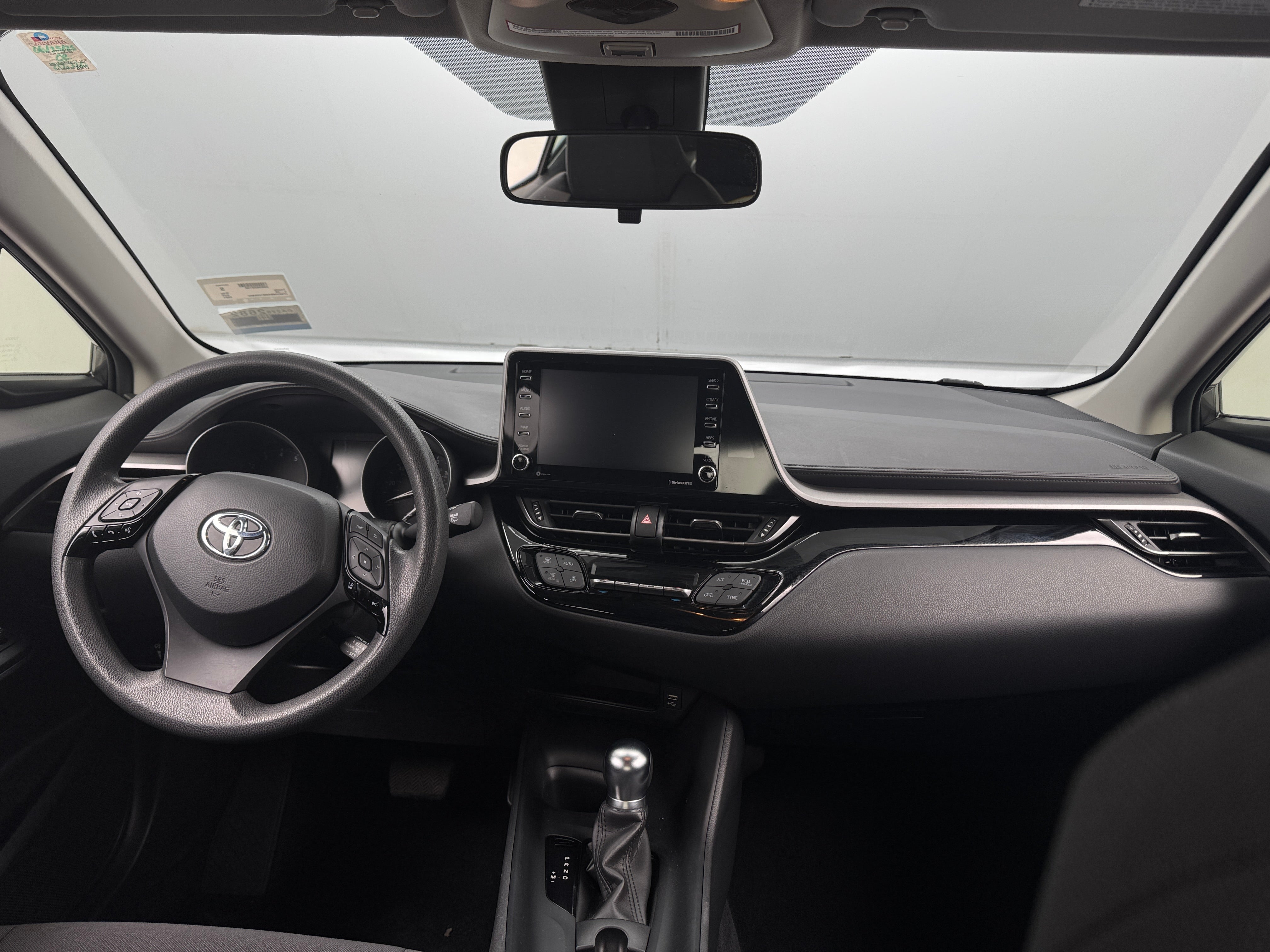 2021 Toyota C-HR LE 3