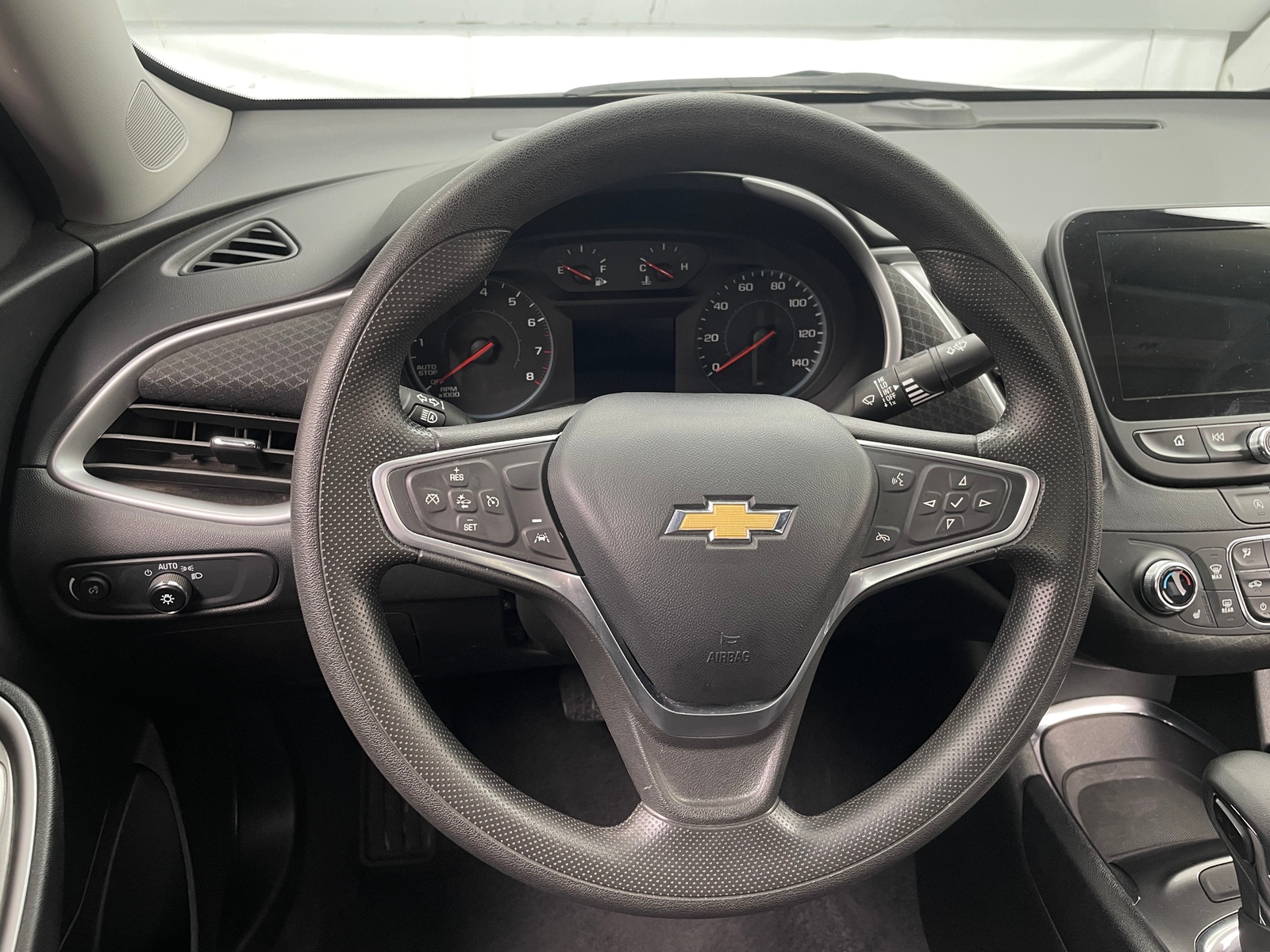 Thumbnail: 2023 Chevrolet Malibu - 5