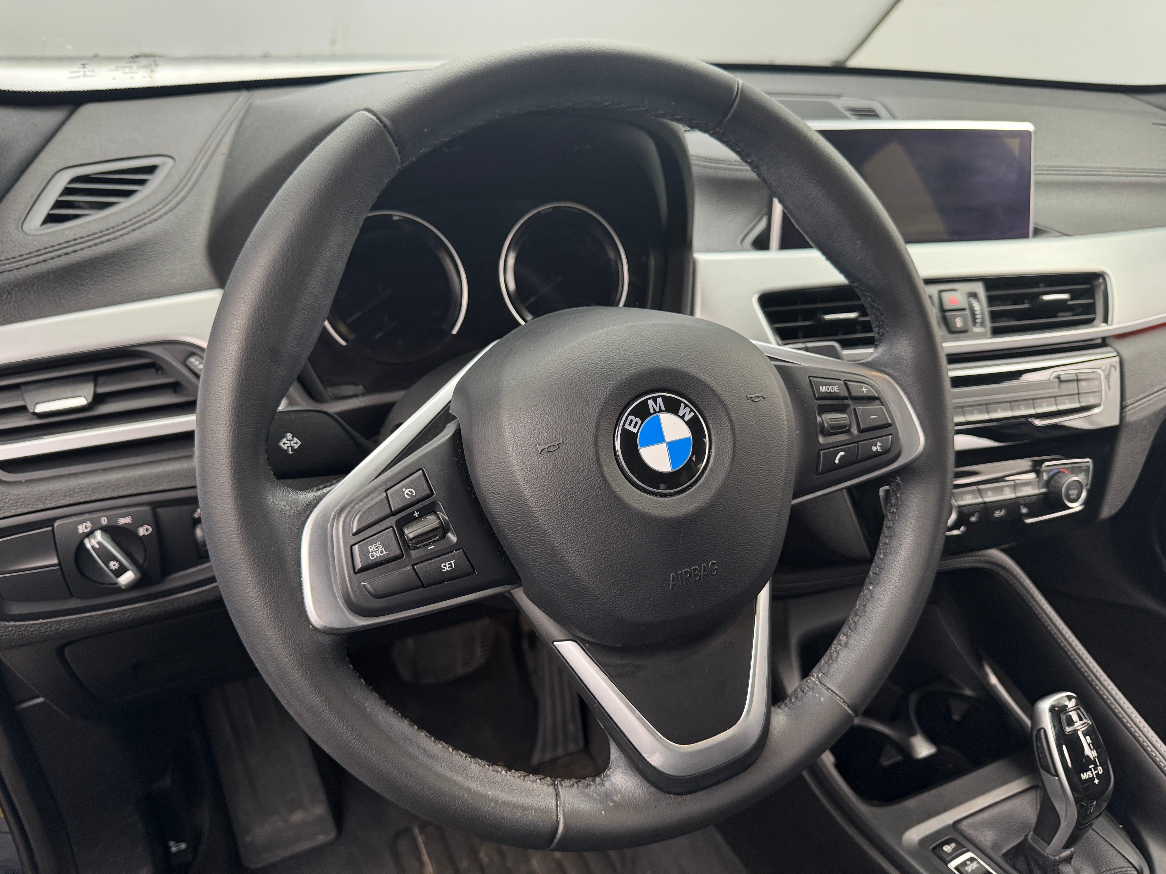 2022 BMW X1 sDrive28i 4
