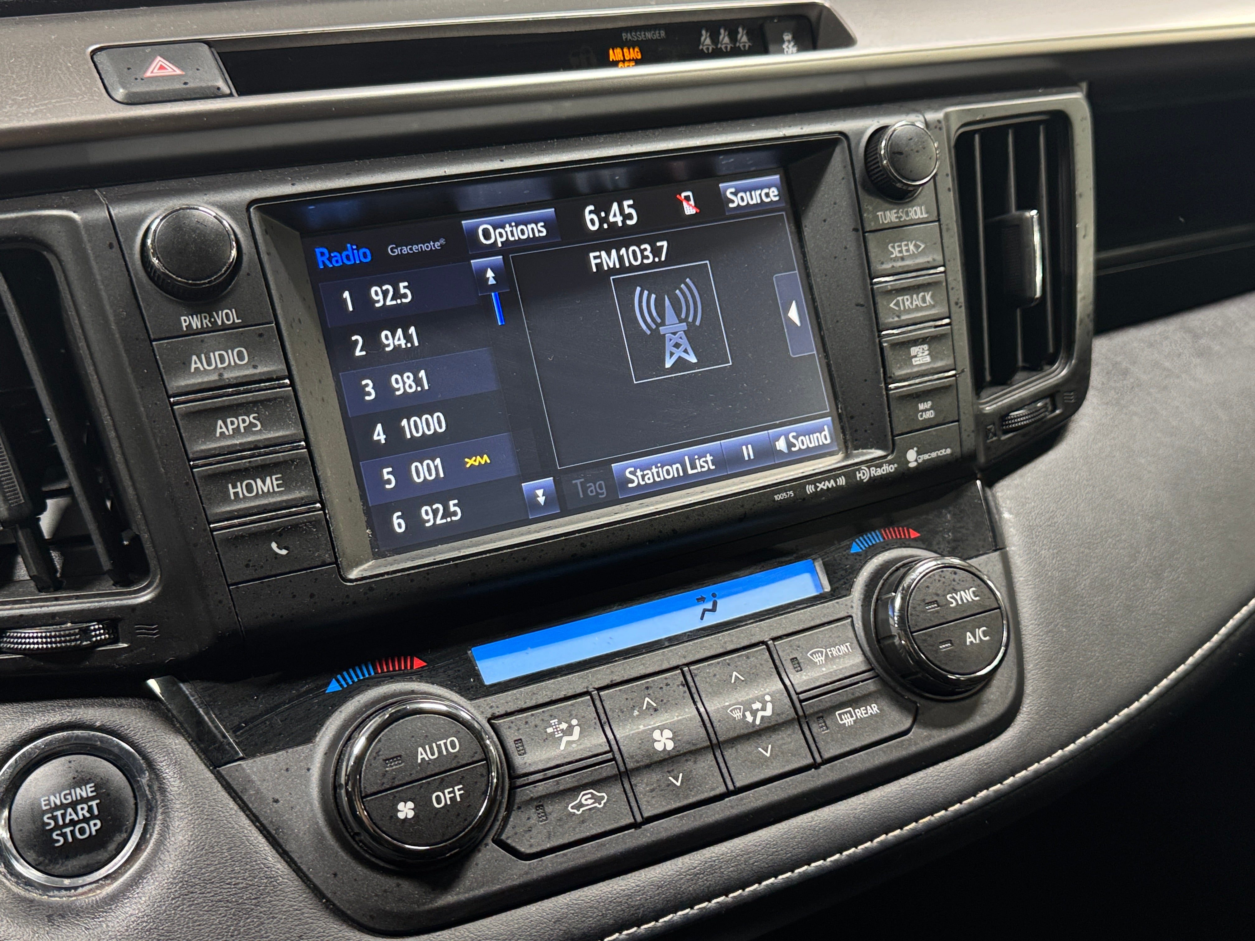 2017 Toyota RAV4 XLE 4