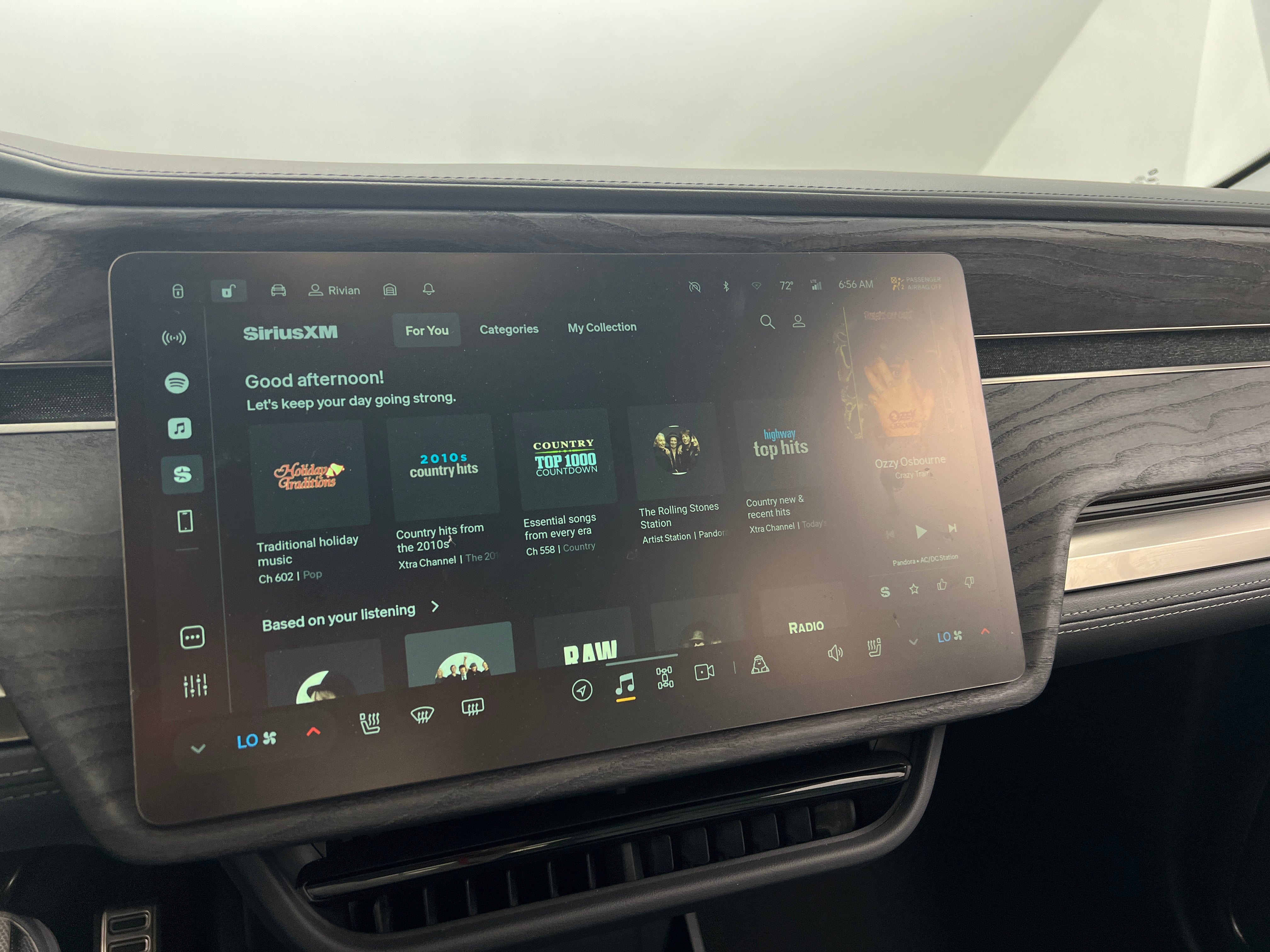 2023 Rivian R1T Adventure 3