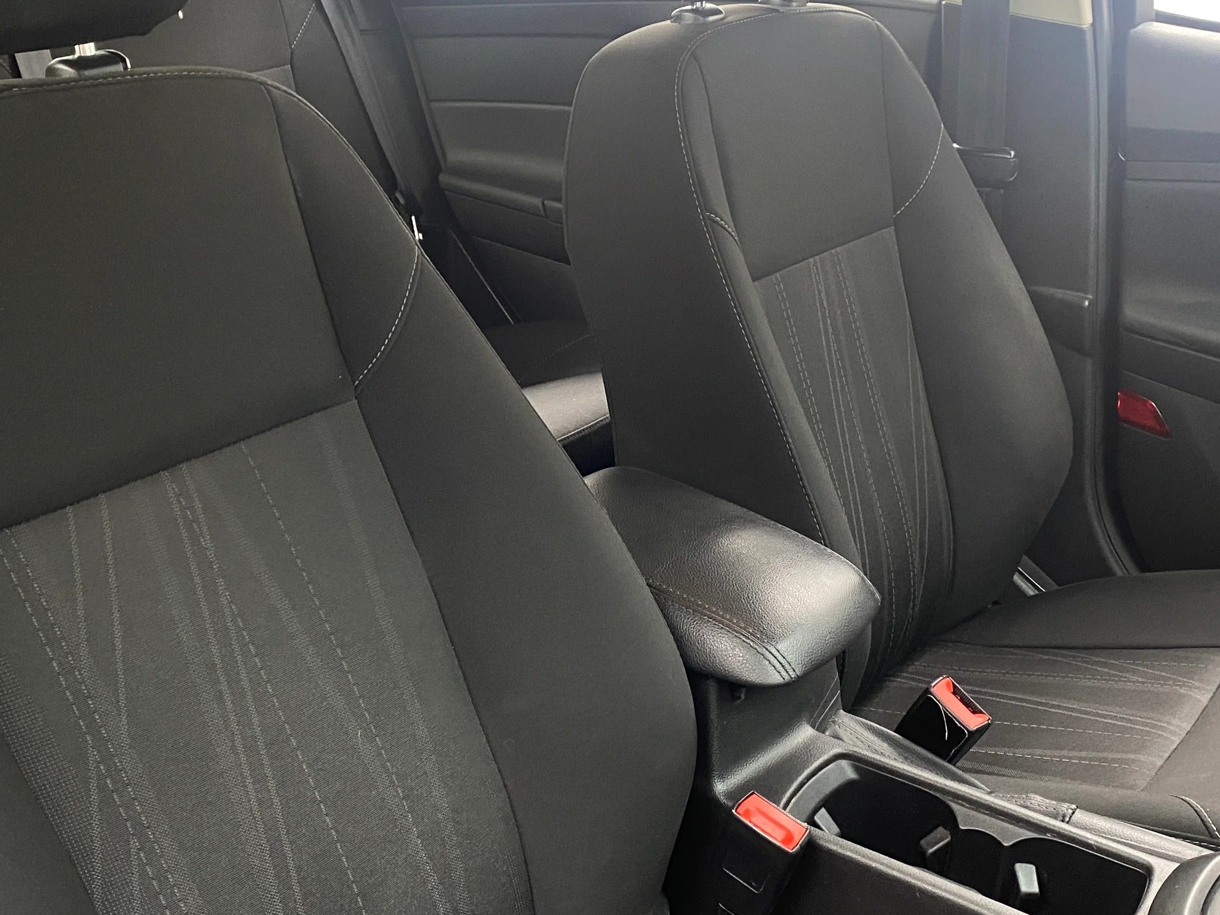2018 Ford Focus SE 2