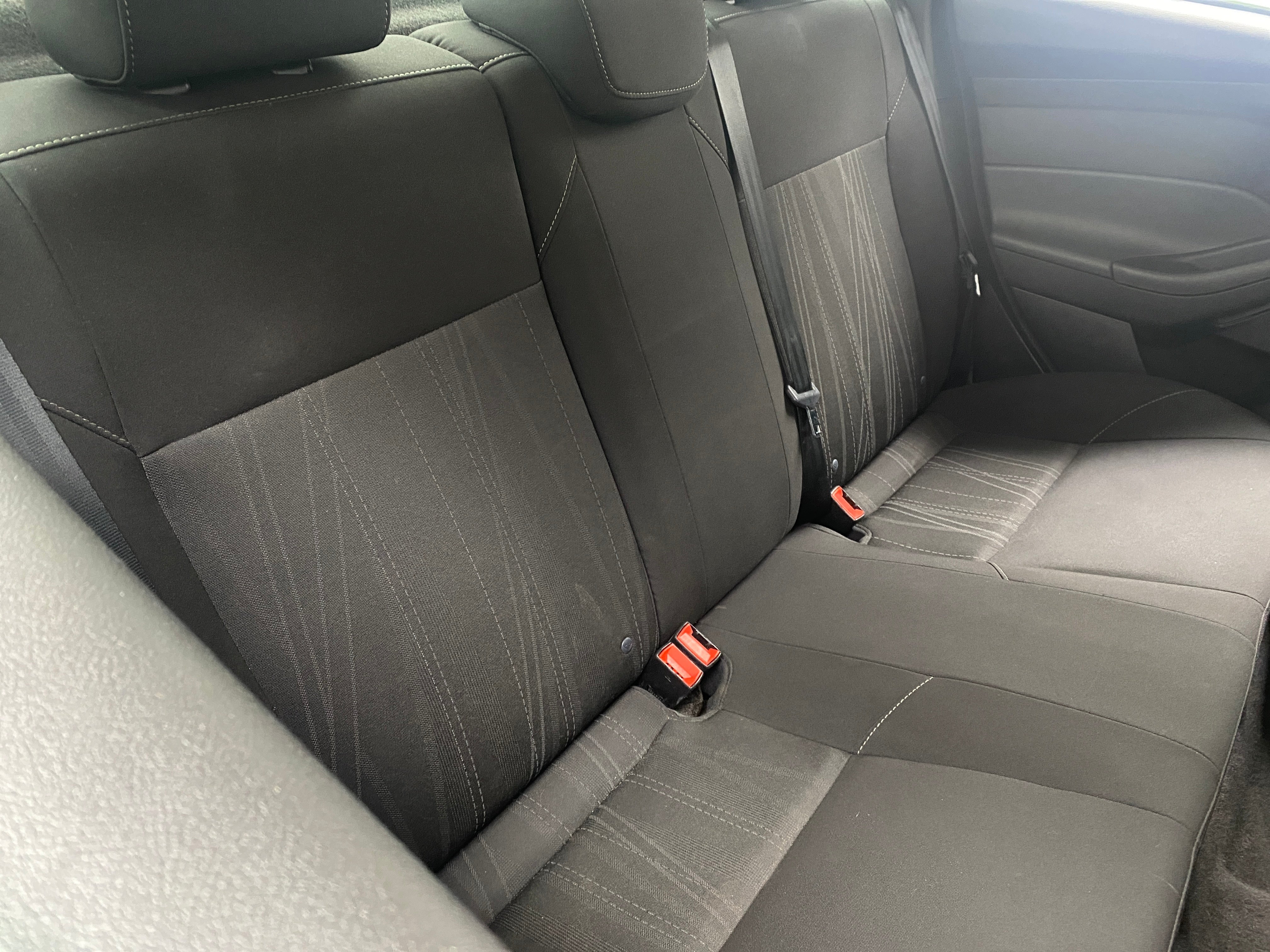 2018 Ford Focus SE 6
