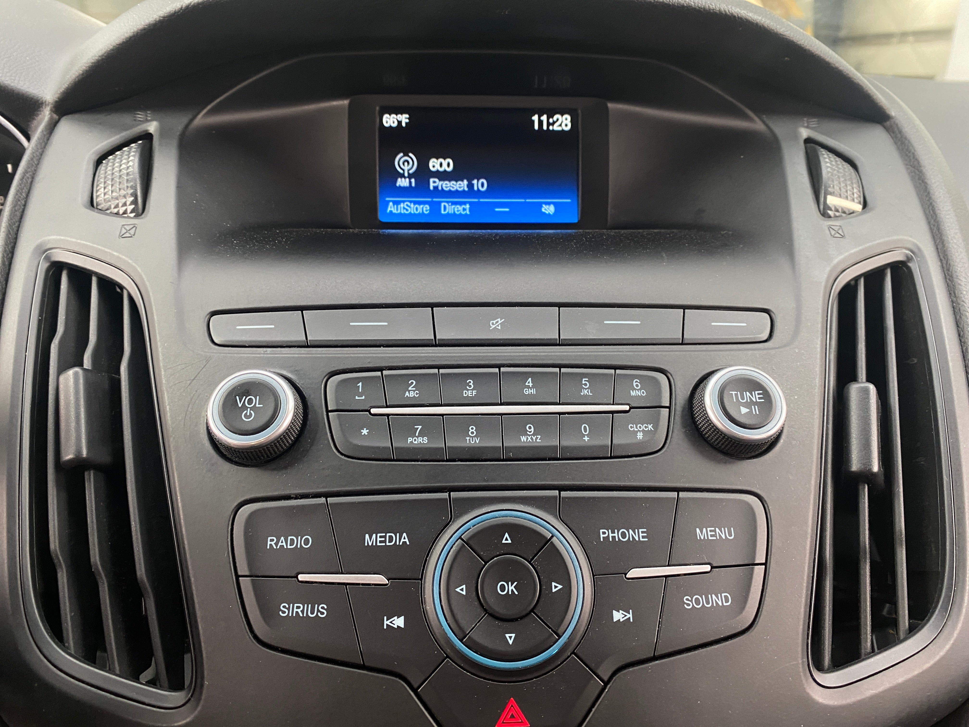 2018 Ford Focus SE 4