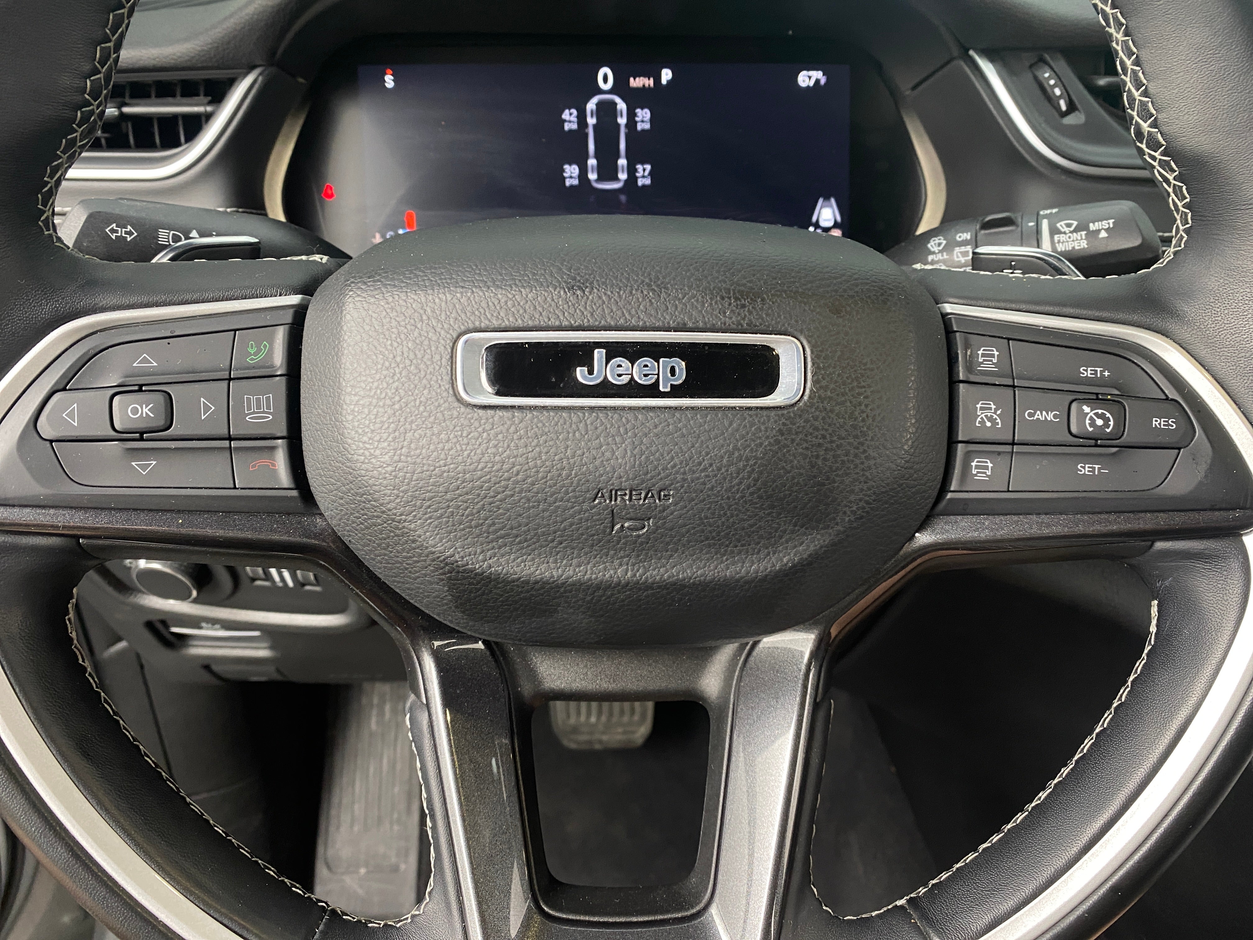 2022 Jeep Grand Cherokee L Altitude 4