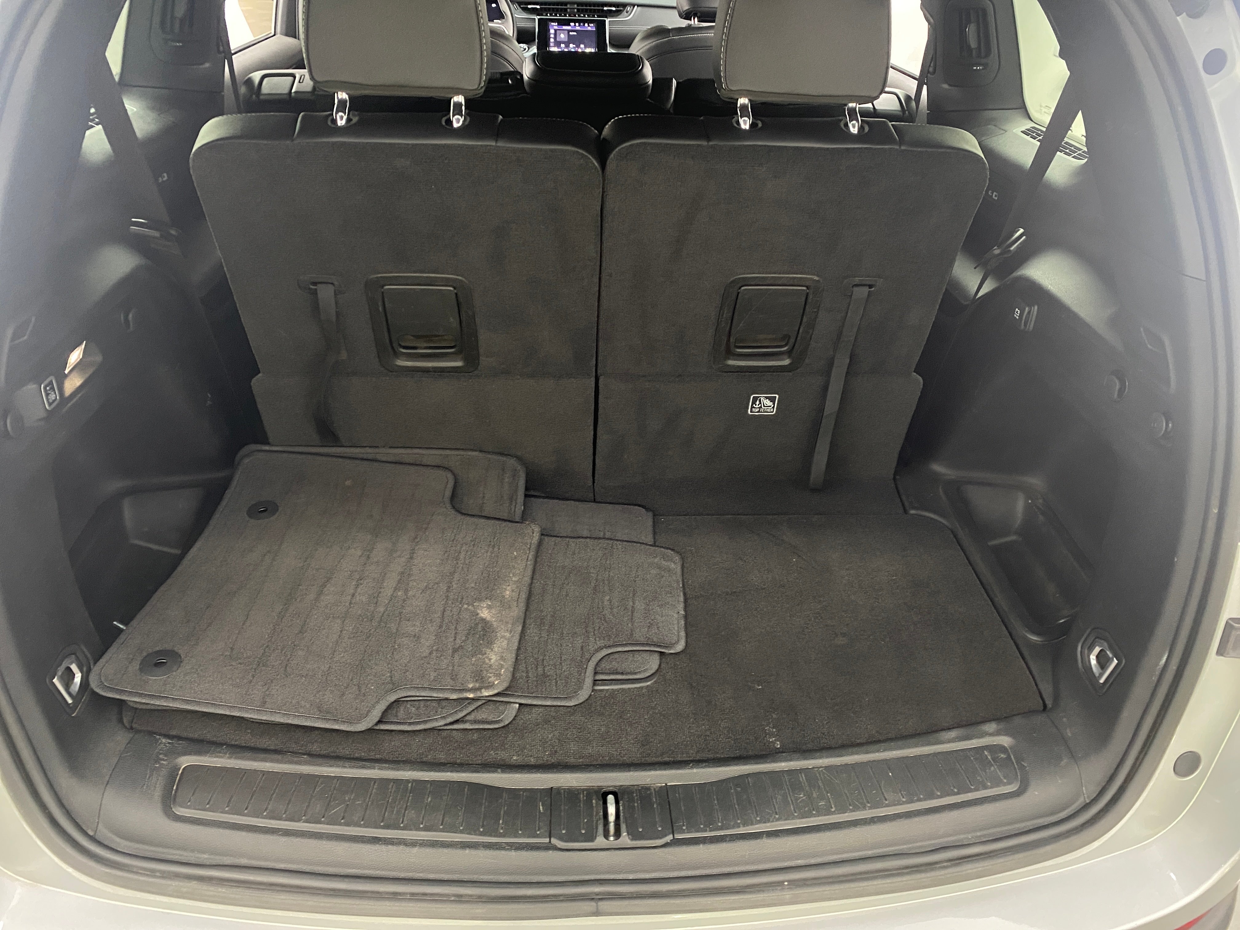 2022 Jeep Grand Cherokee L Altitude 6