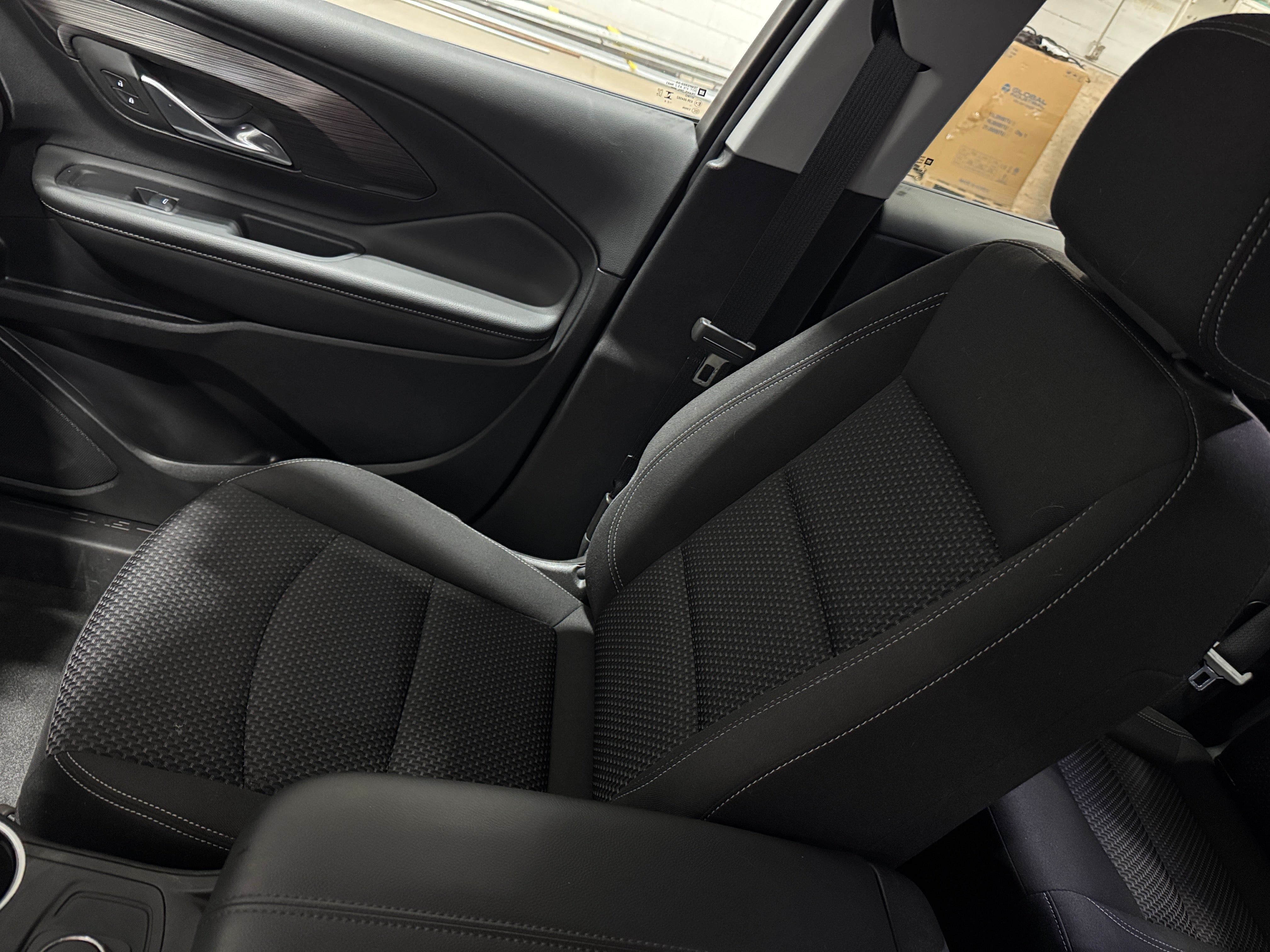 2024 GMC Terrain SLE 2