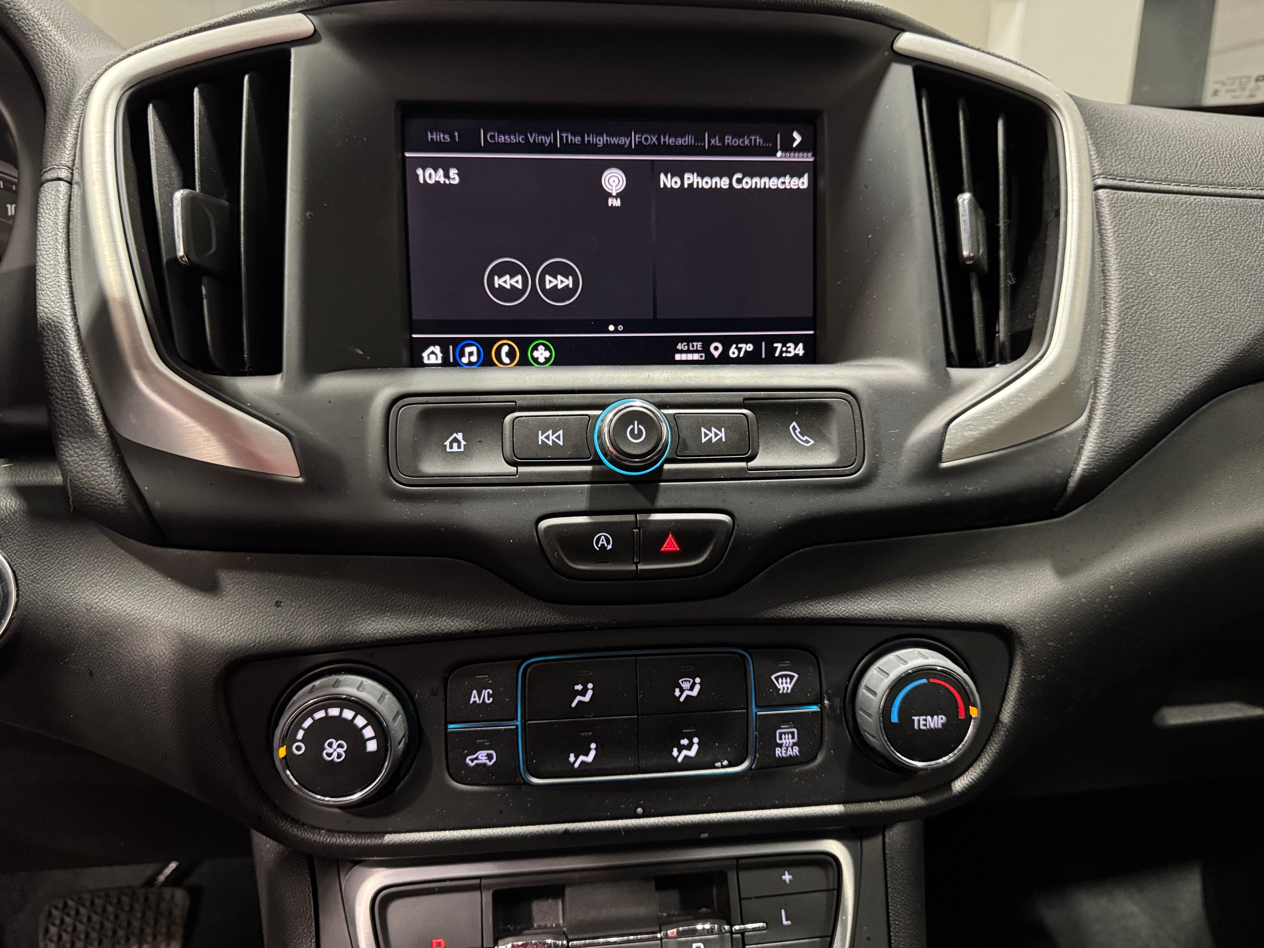 2024 GMC Terrain SLE 4