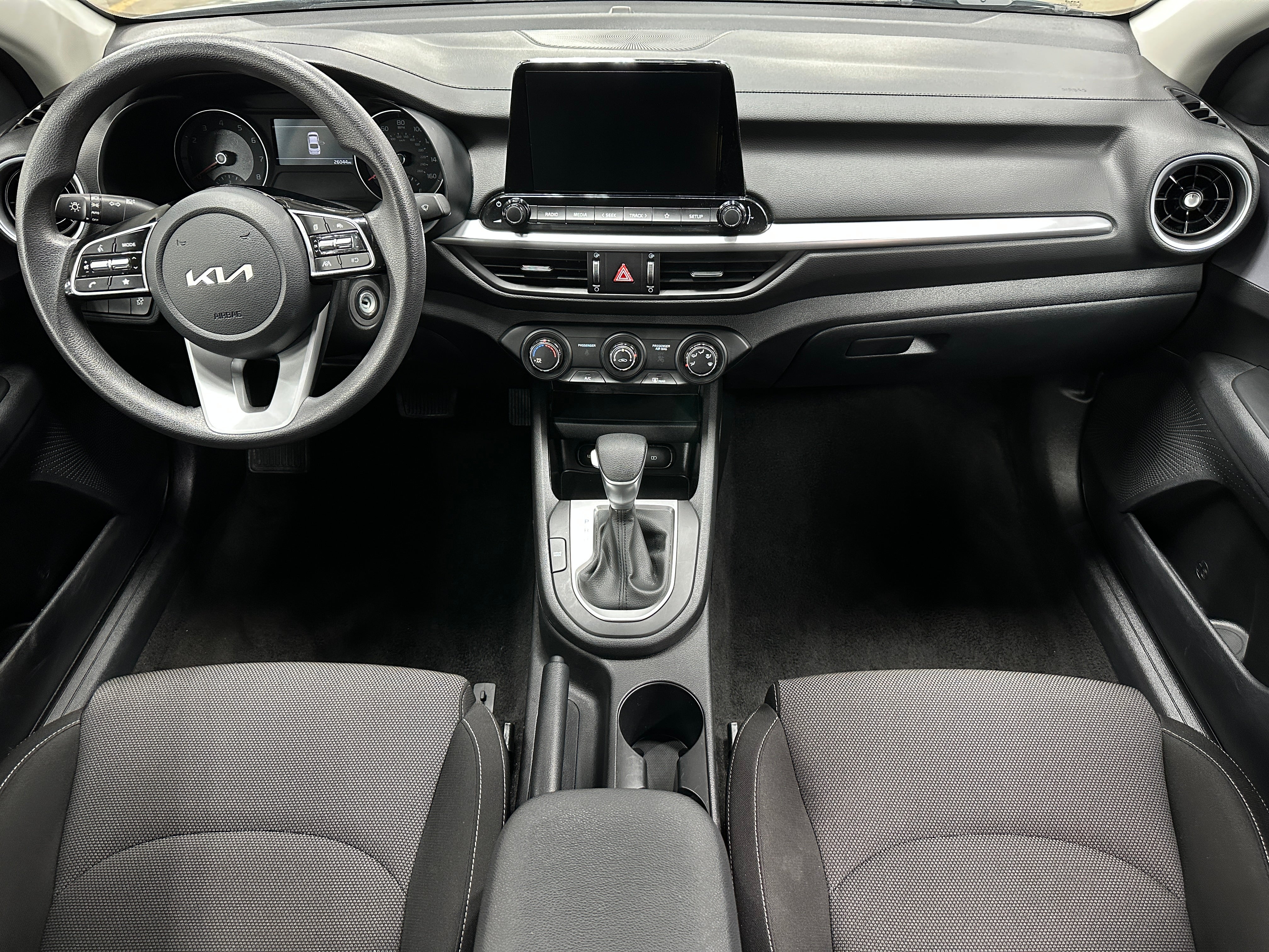 2024 Kia Forte LXS 3