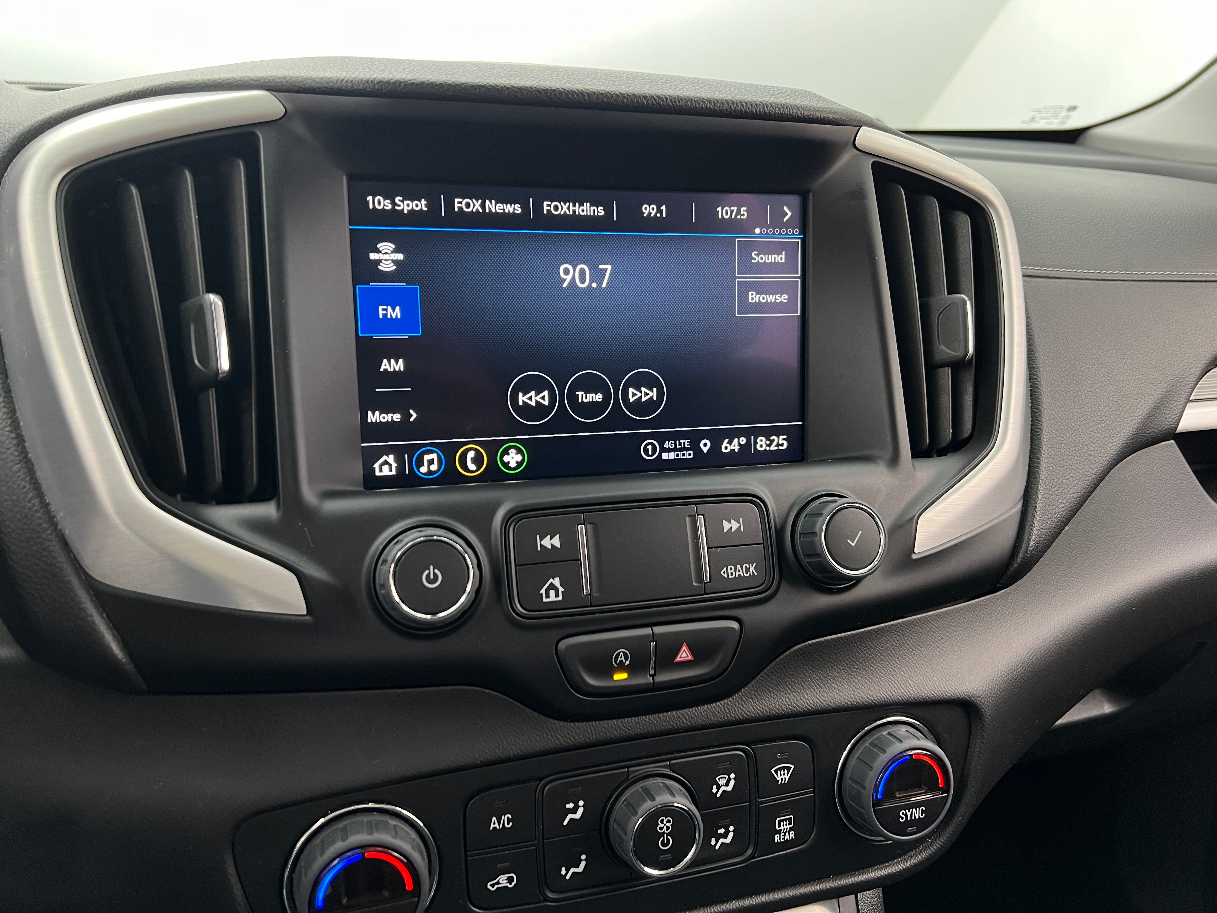 2023 GMC Terrain SLT 3