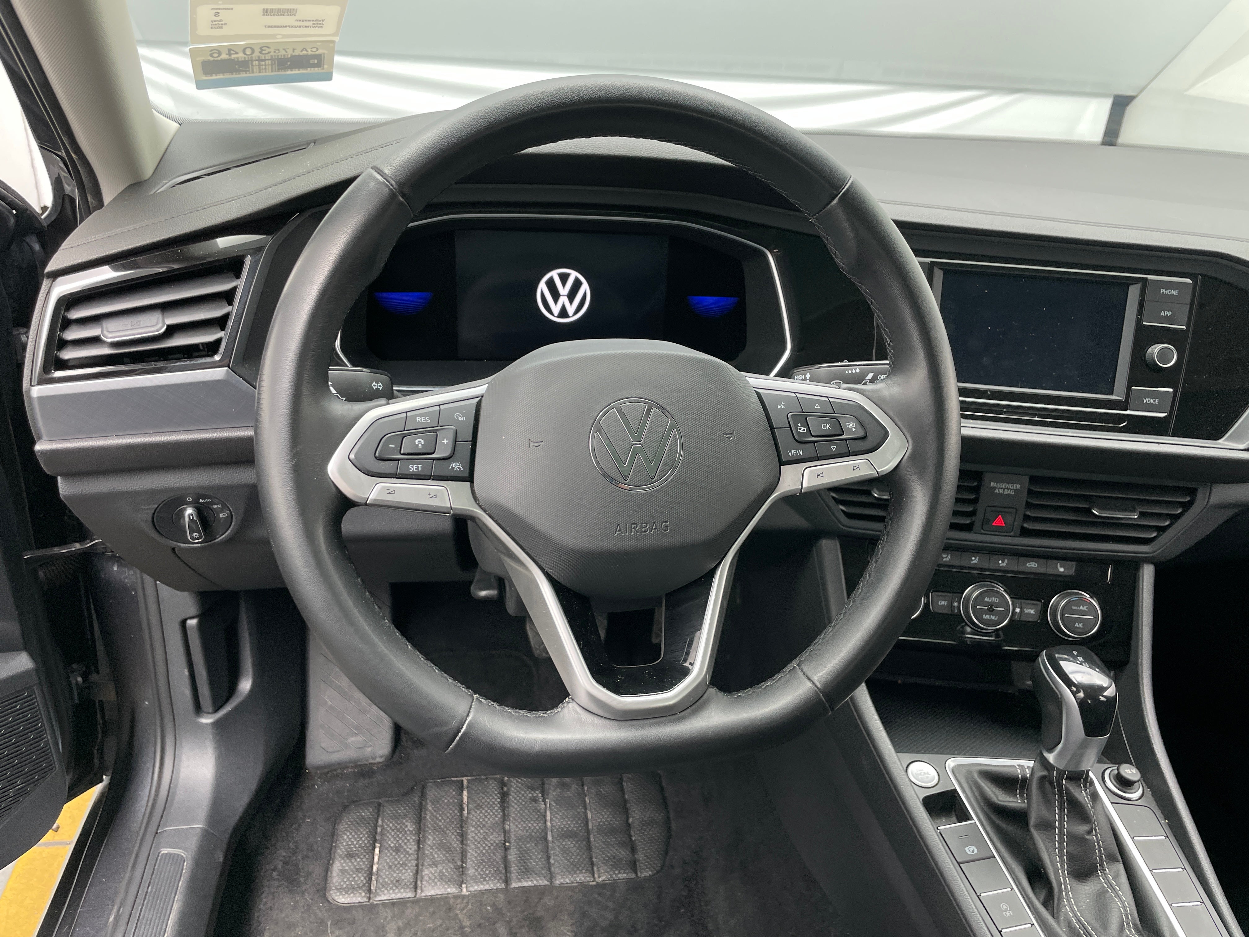 2023 Volkswagen Jetta SE 4