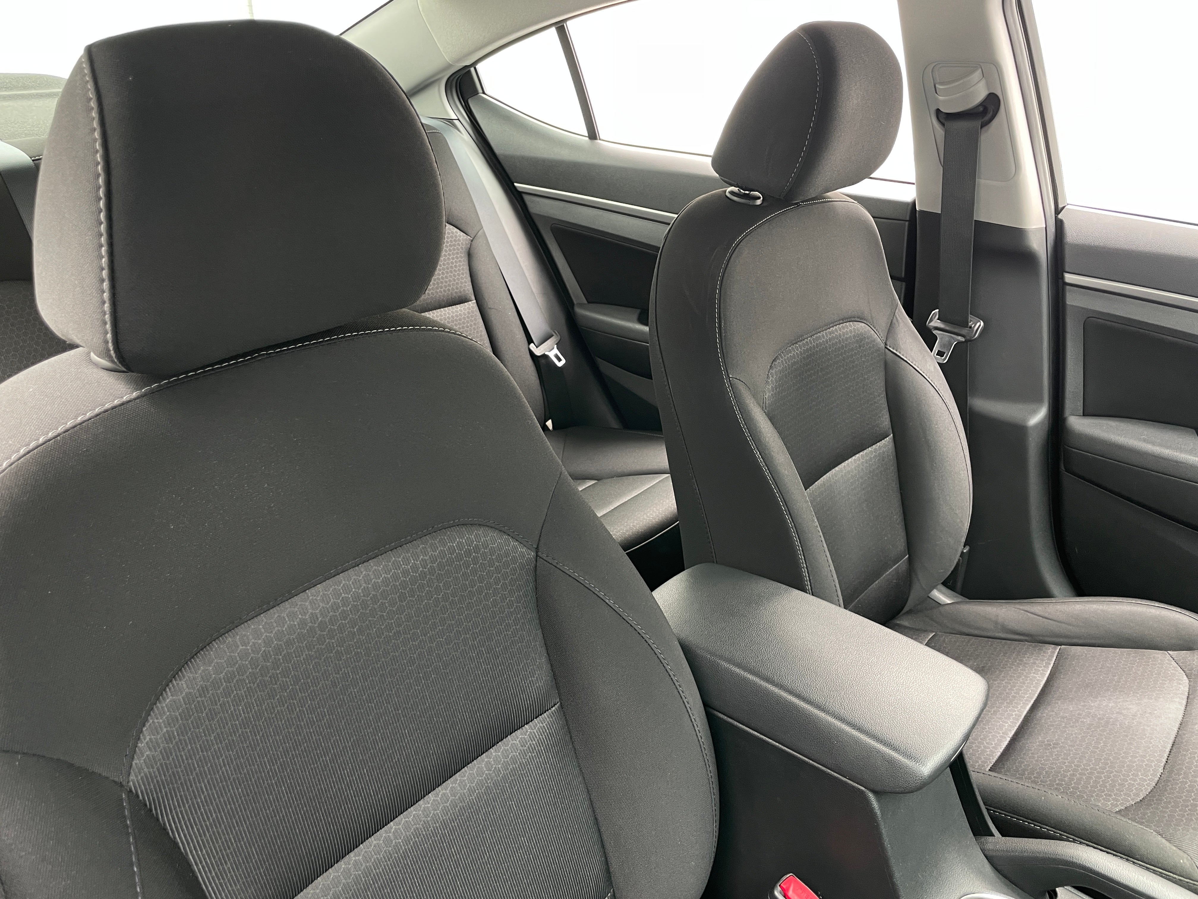2018 Hyundai Elantra SEL 2