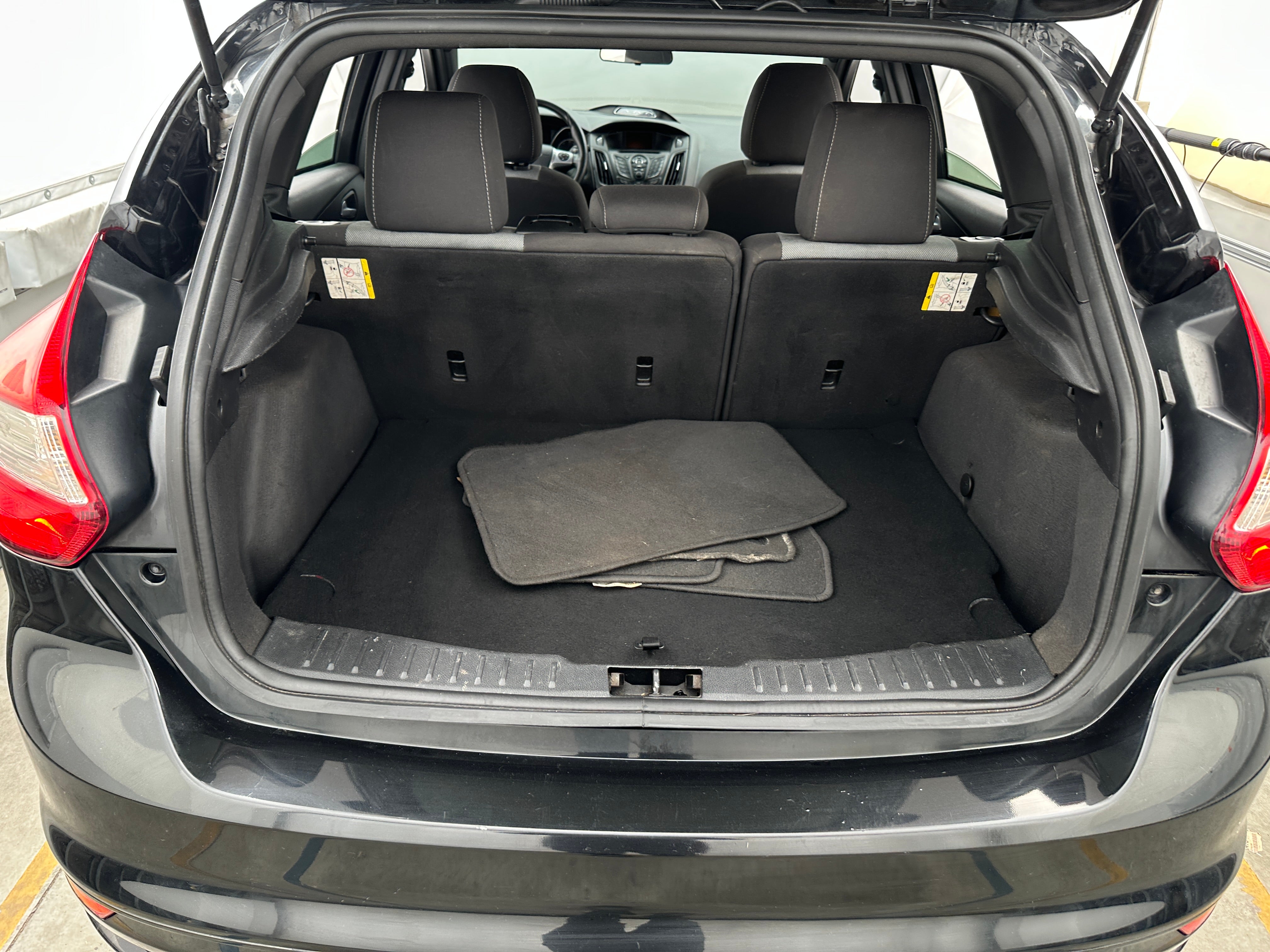 2014 Ford Focus SE 7