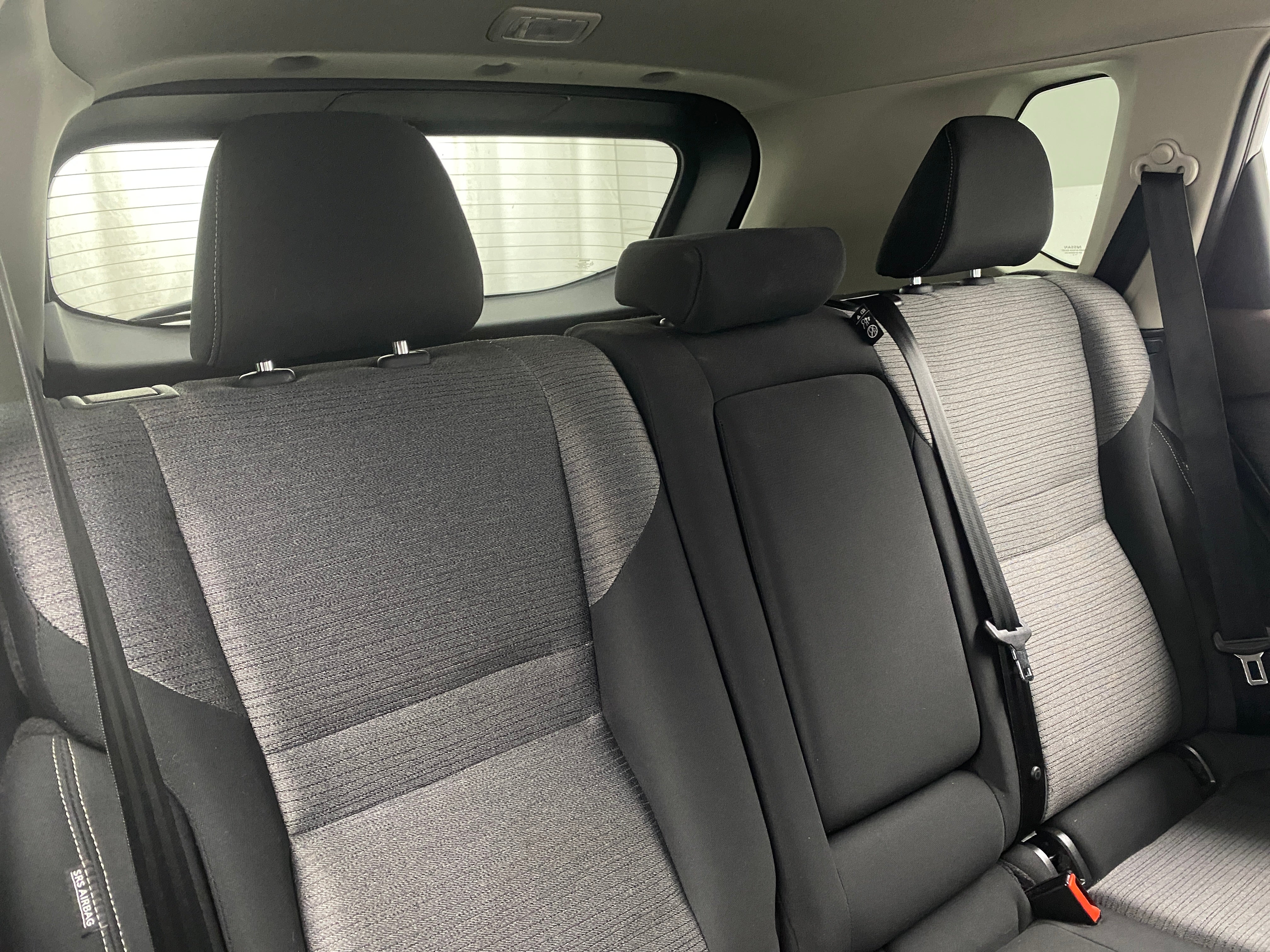 2023 Nissan Rogue SV 6