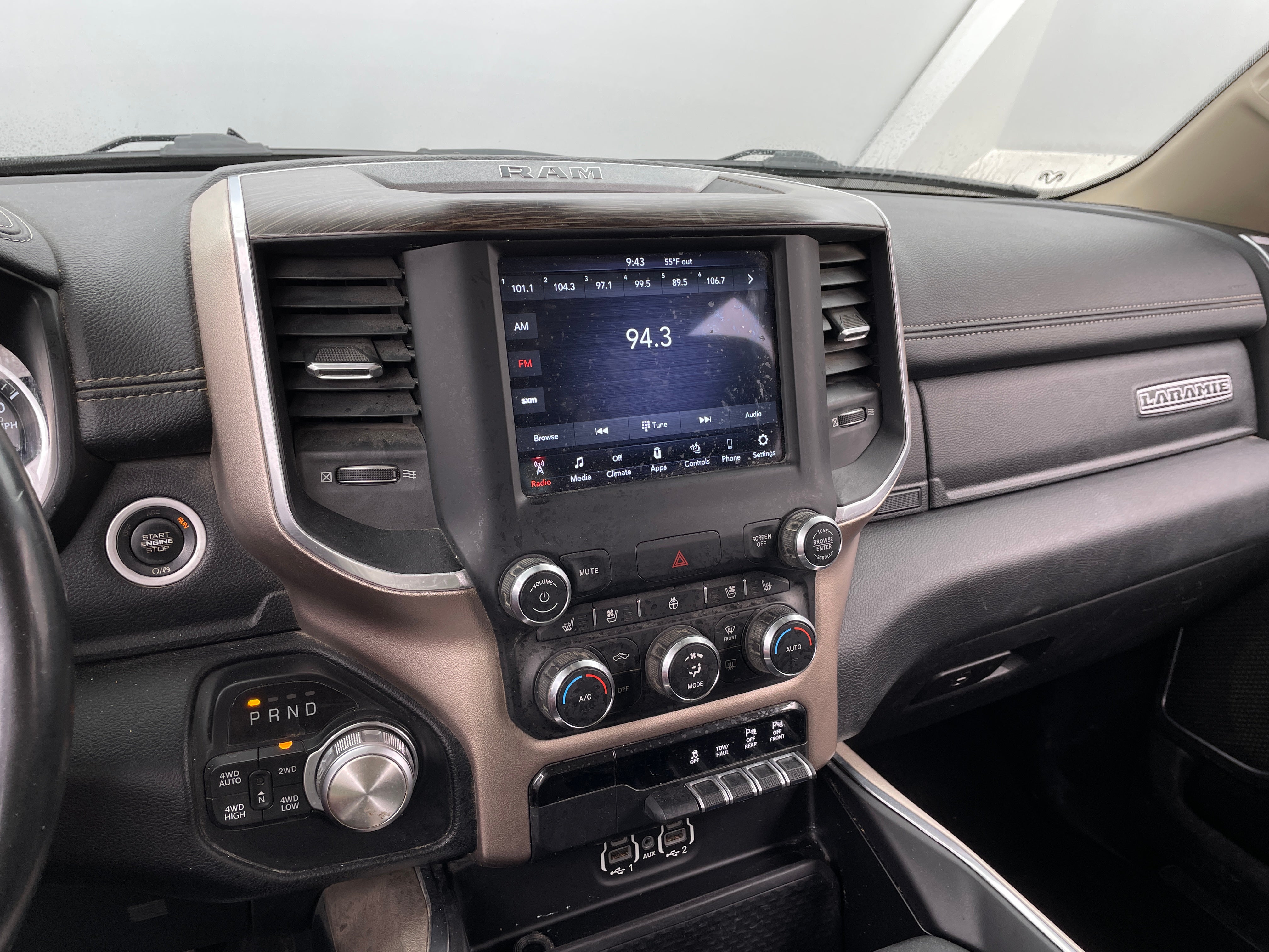 2020 RAM 1500 Laramie 3