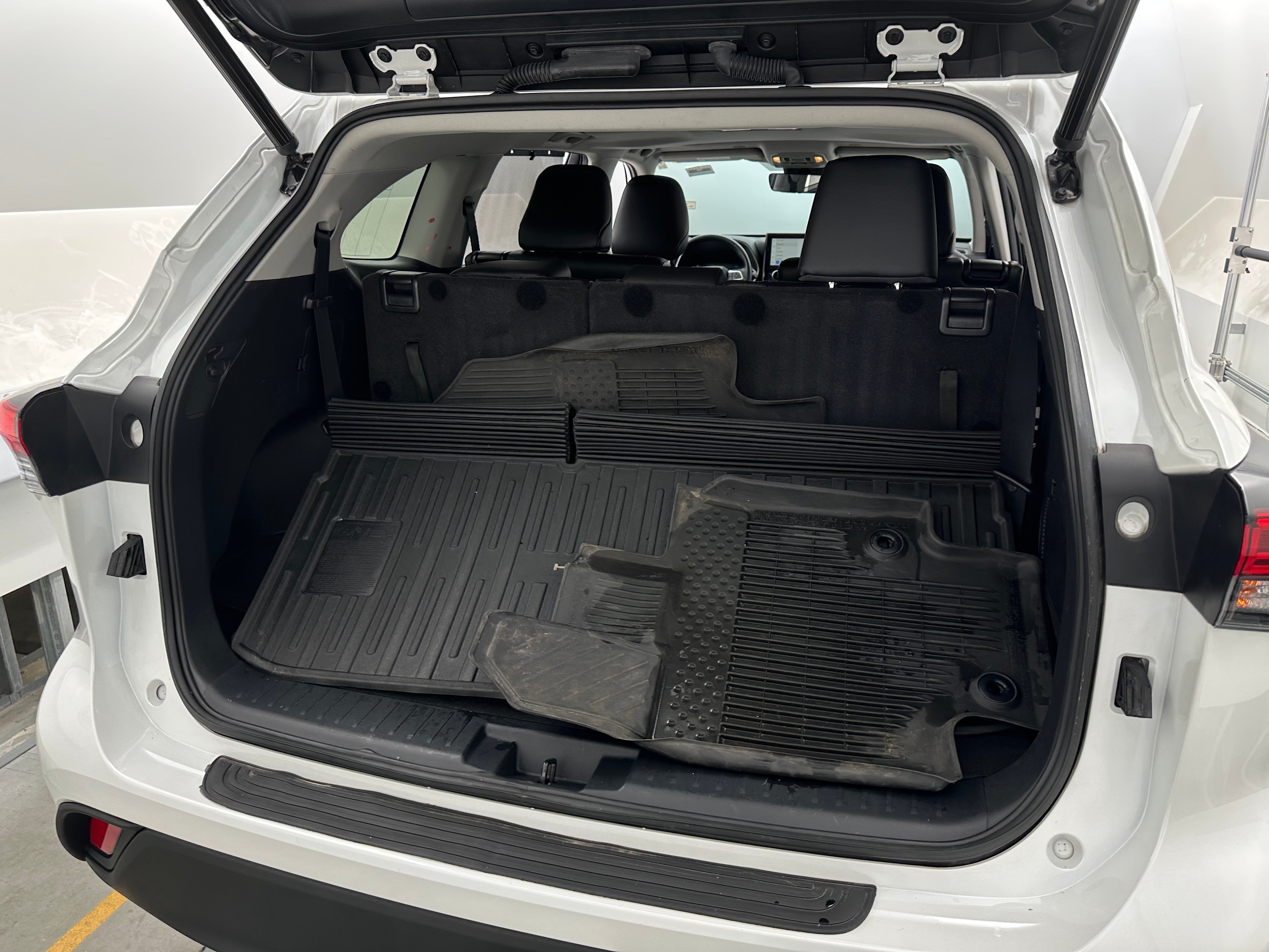 2023 Toyota Highlander XLE 6
