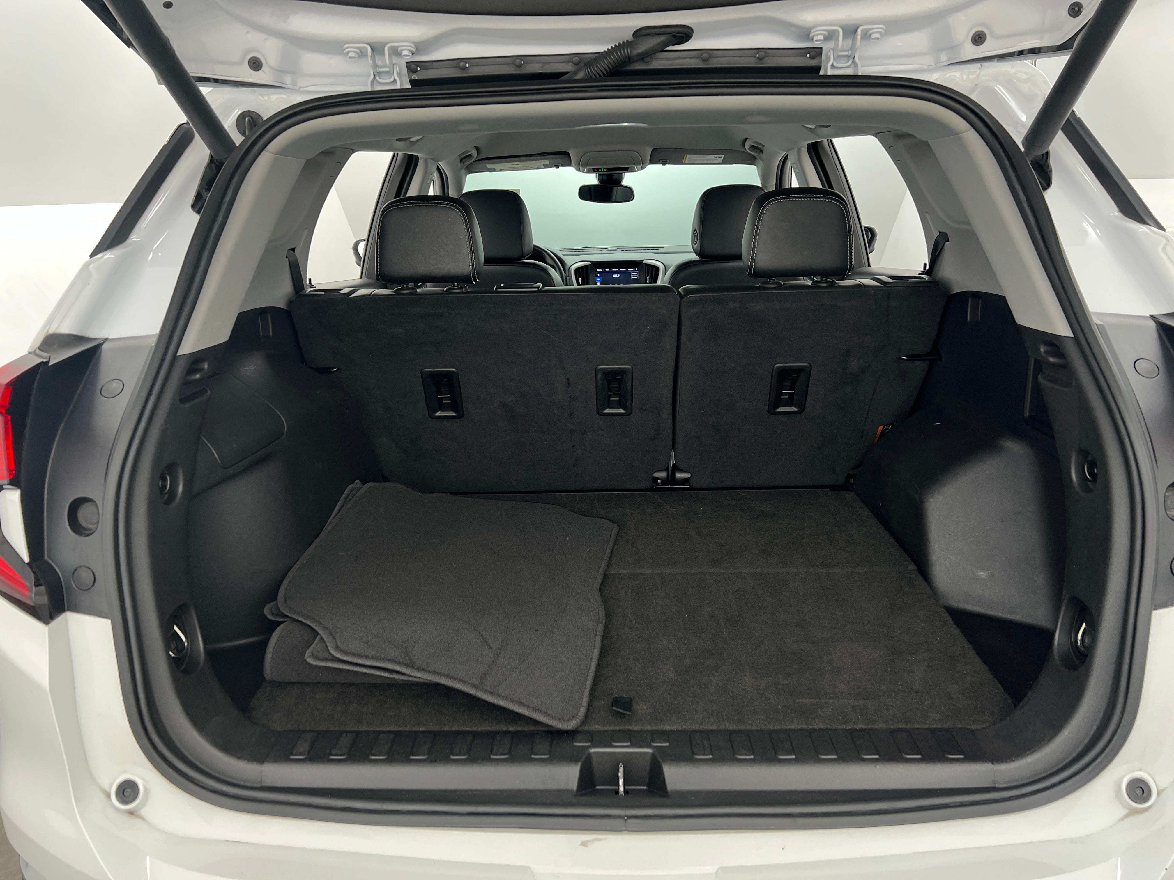 2023 GMC Terrain SLT 6