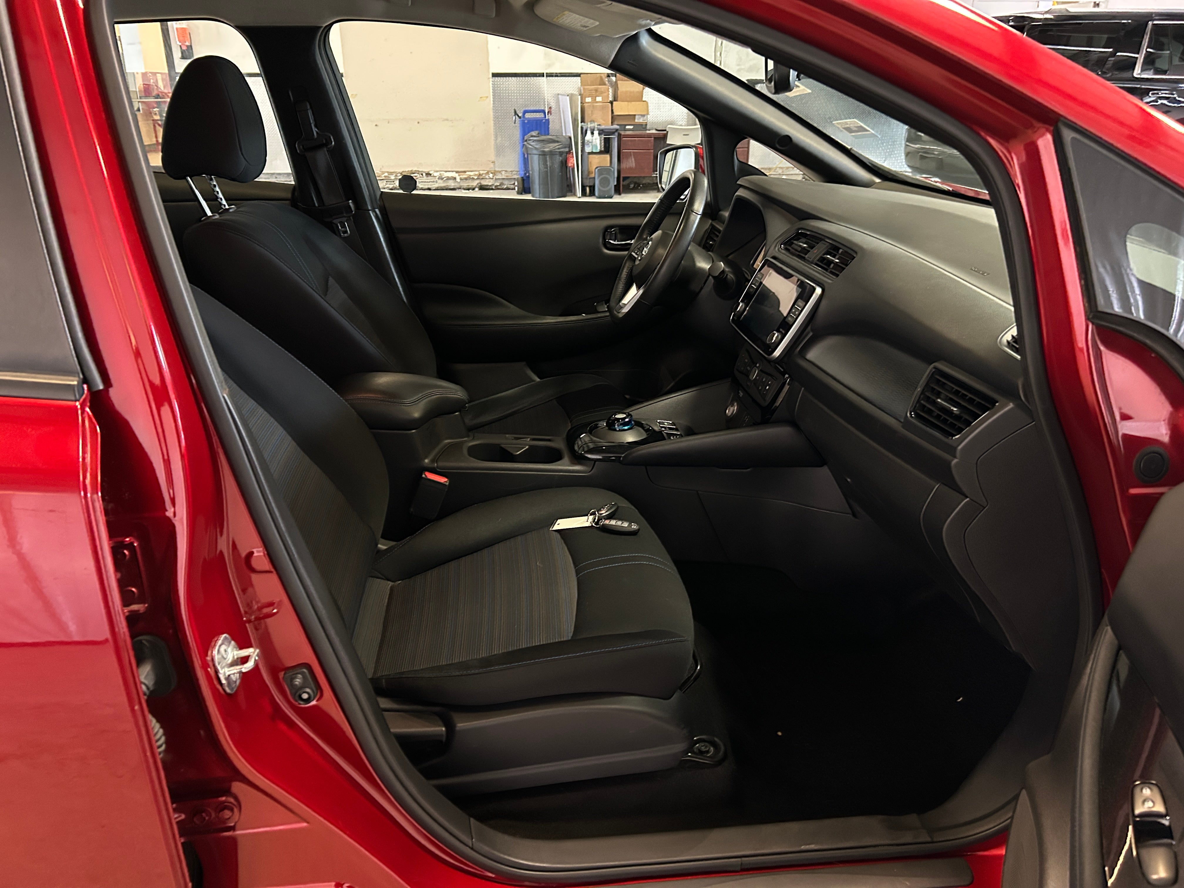 2020 Nissan Leaf SV 2