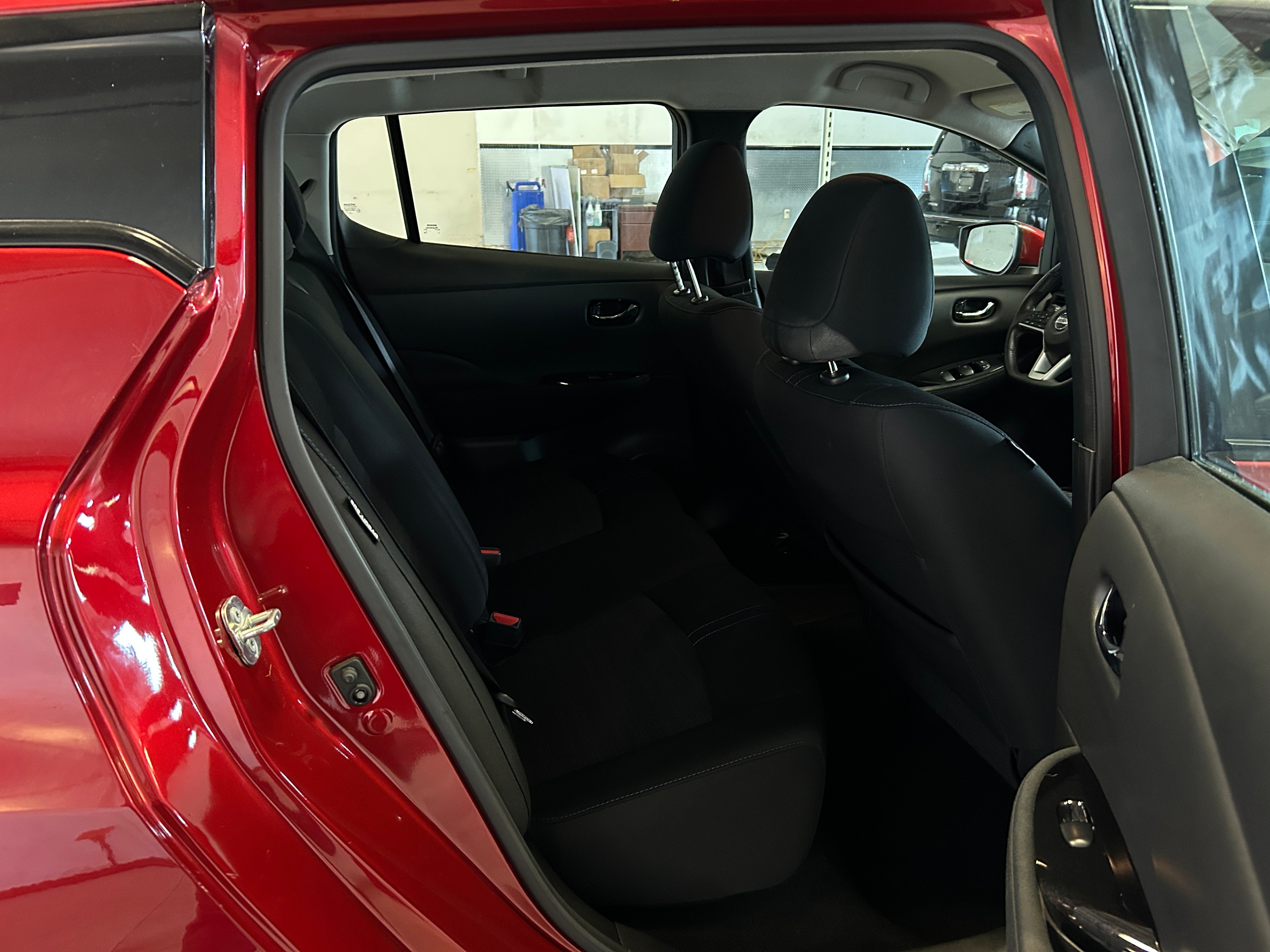 2020 Nissan Leaf SV 6