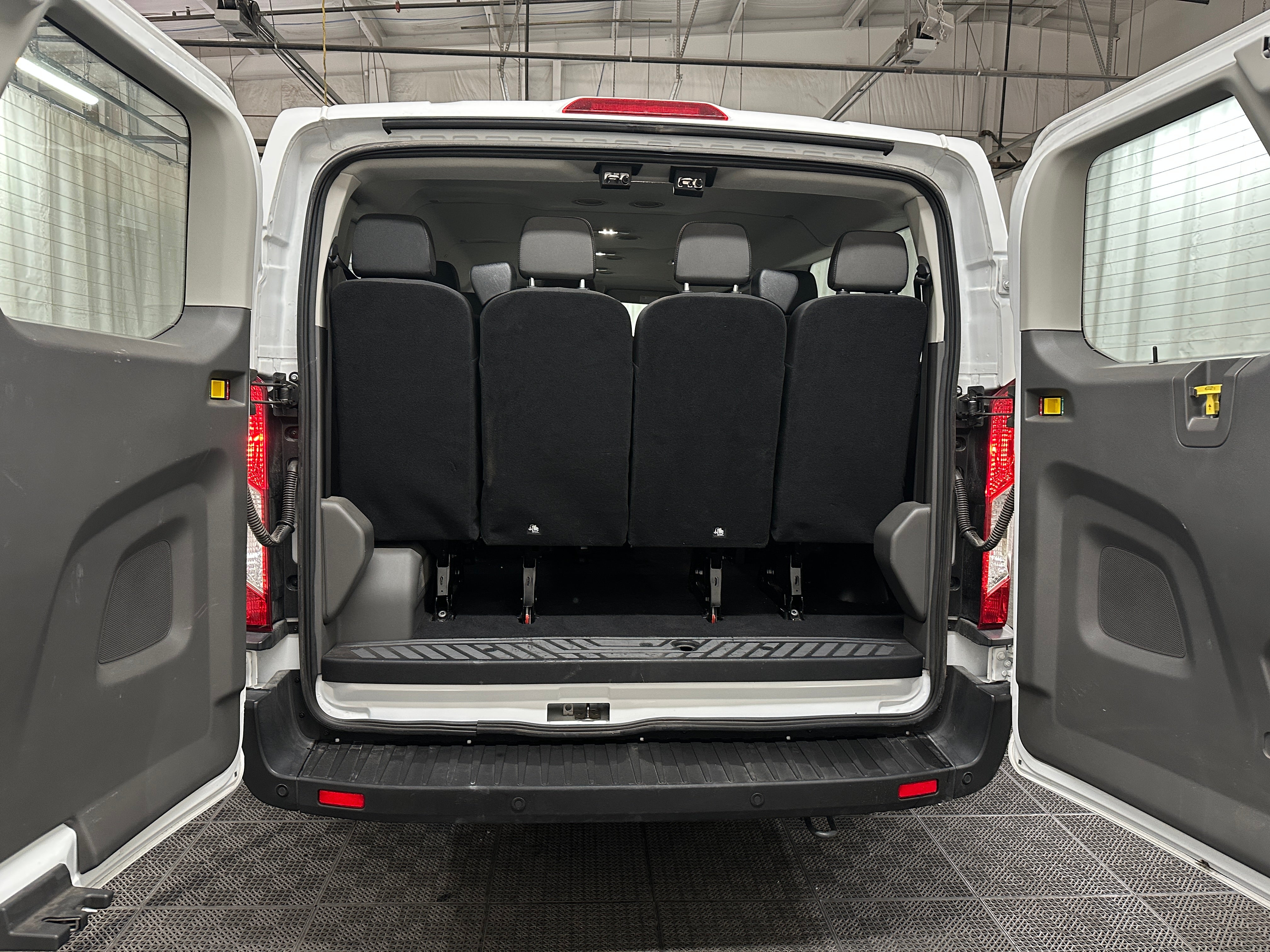 Thumbnail: 2024 Ford Econoline - 6