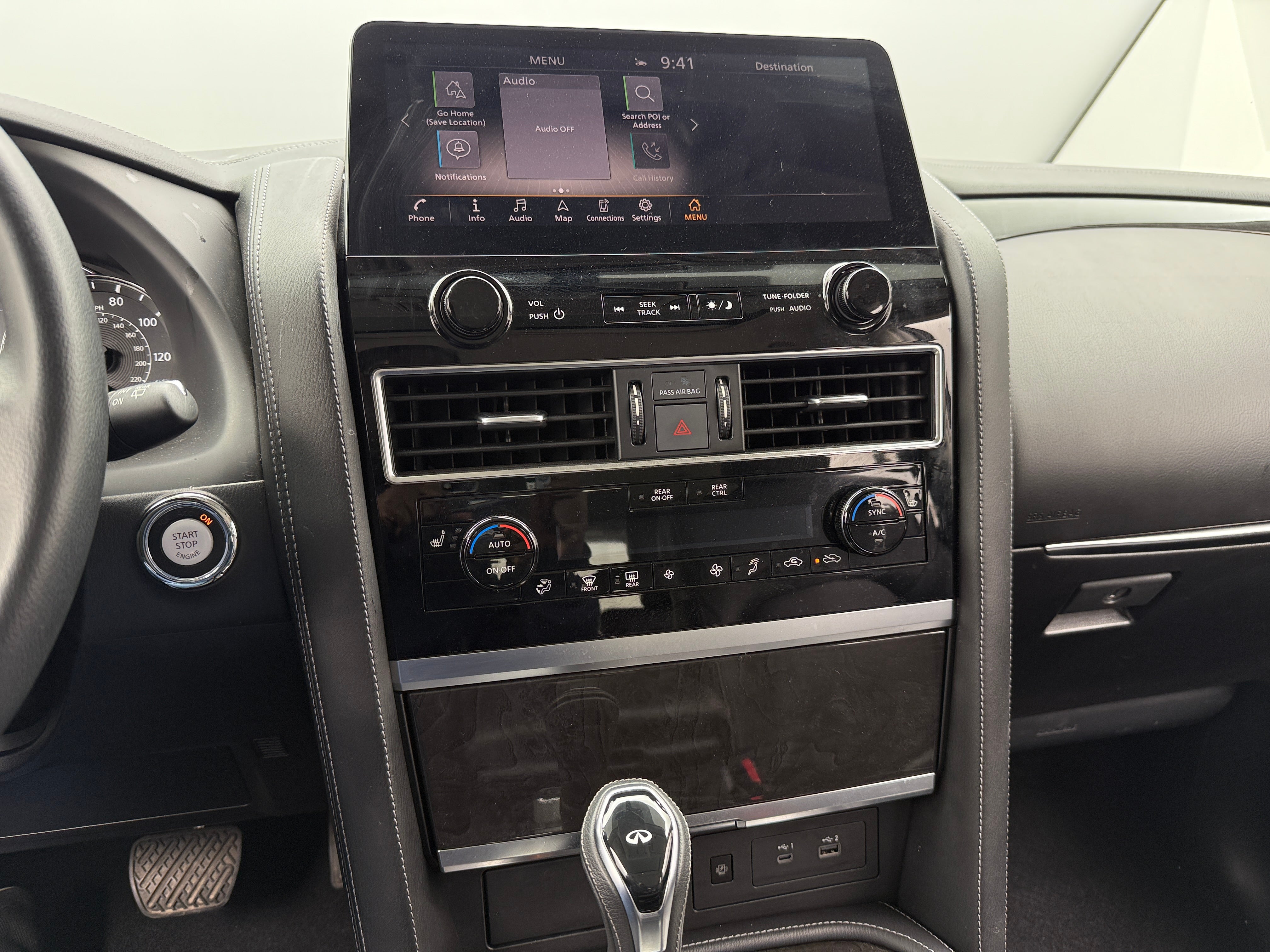 2024 INFINITI QX80 Luxe 4
